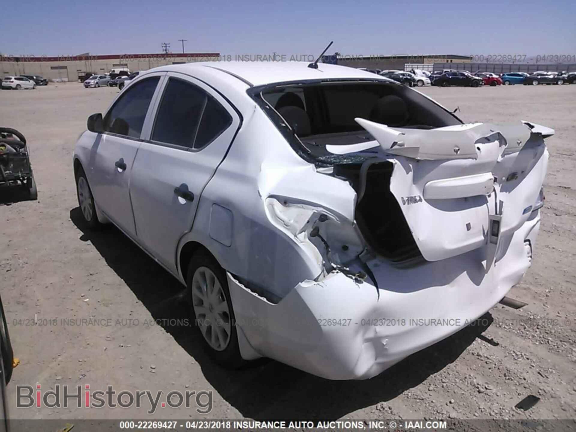 2014 Nissan Versa - VIN: 3N1CN7AP1EL837209 - Фото 3
