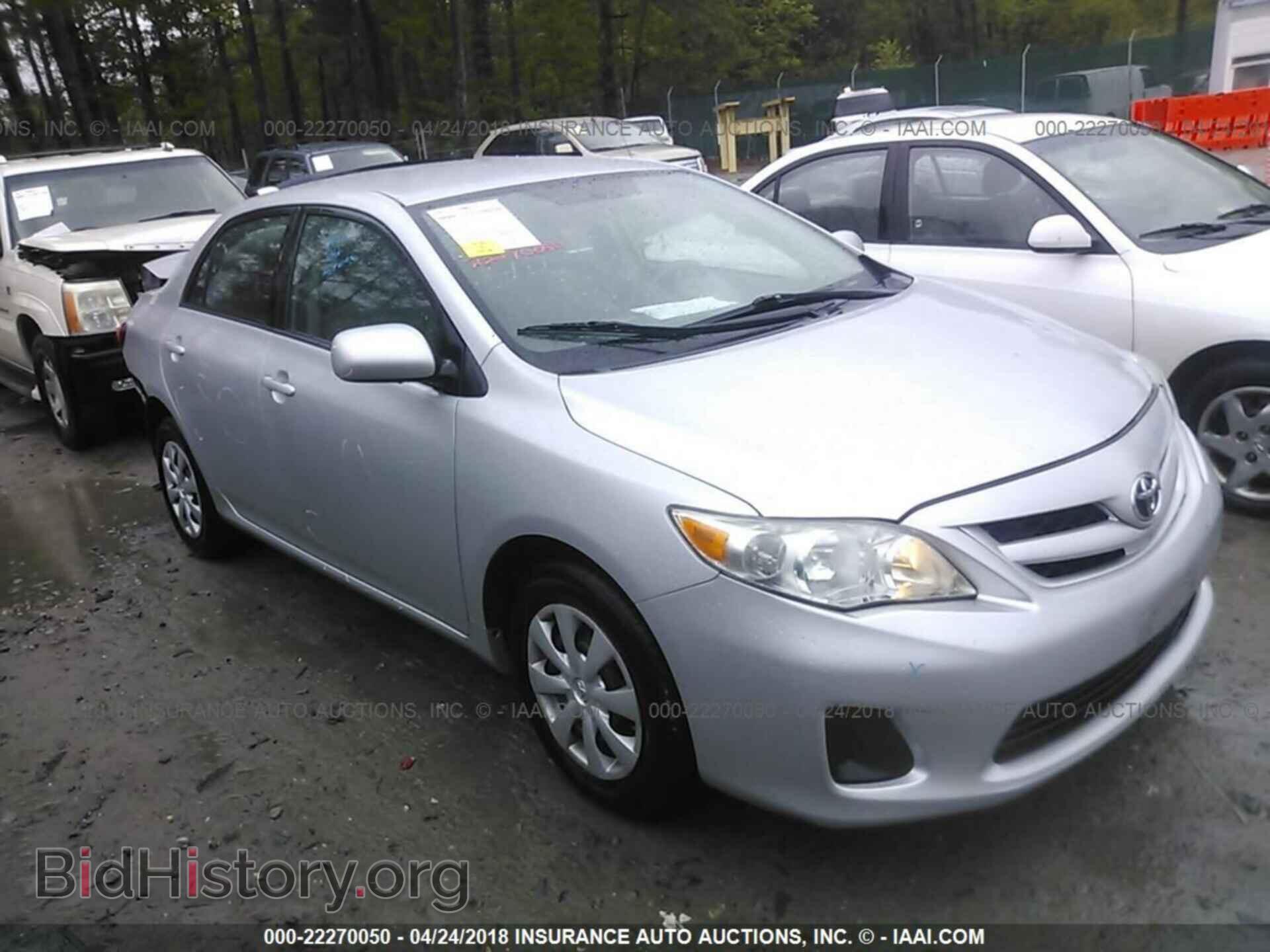 Photo 2T1BU4EE4BC606550 - Toyota Corolla 2011