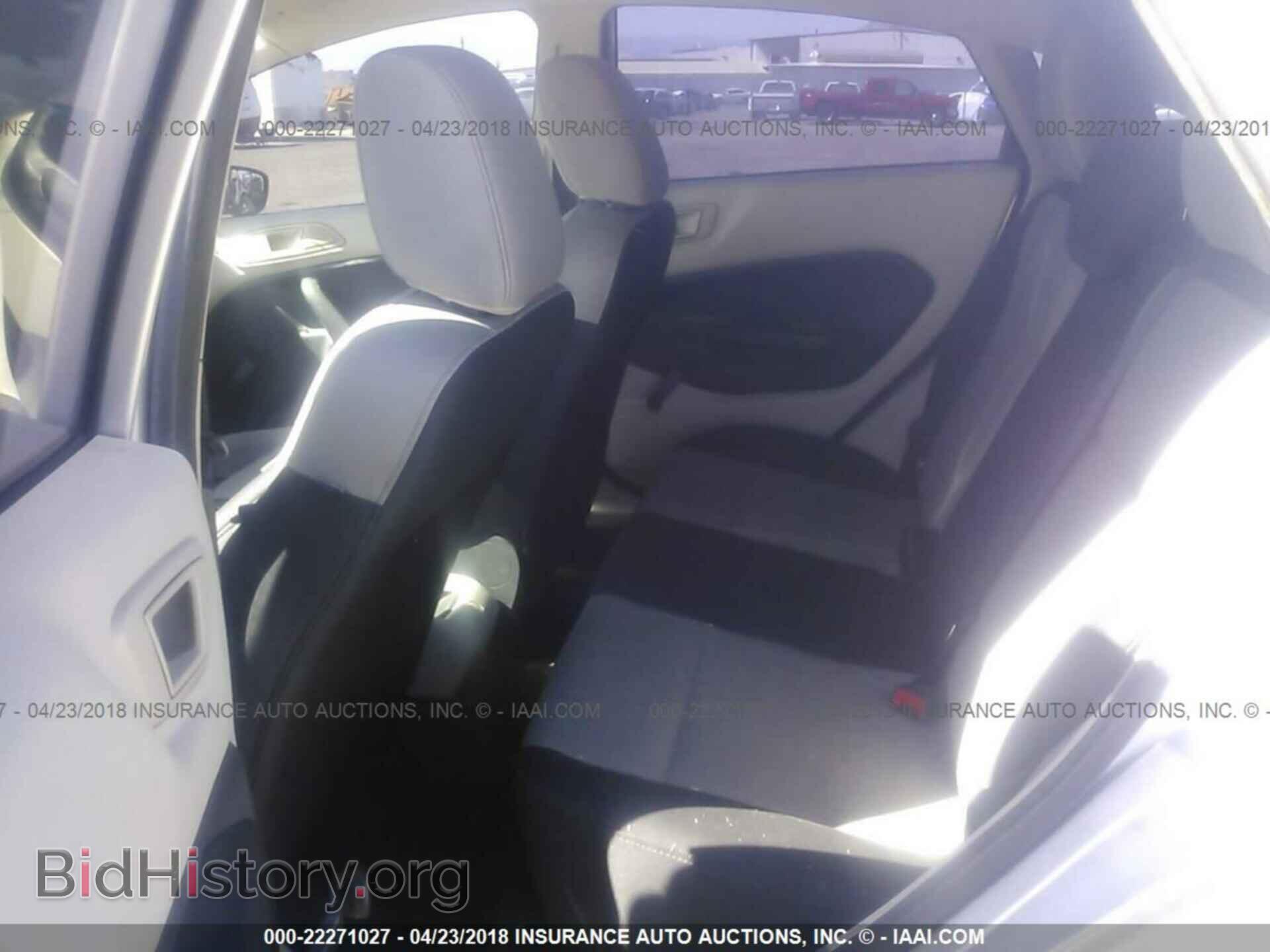 2011 Ford Fiesta - VIN: 3FADP4AJ5BM129904 - Фото 8