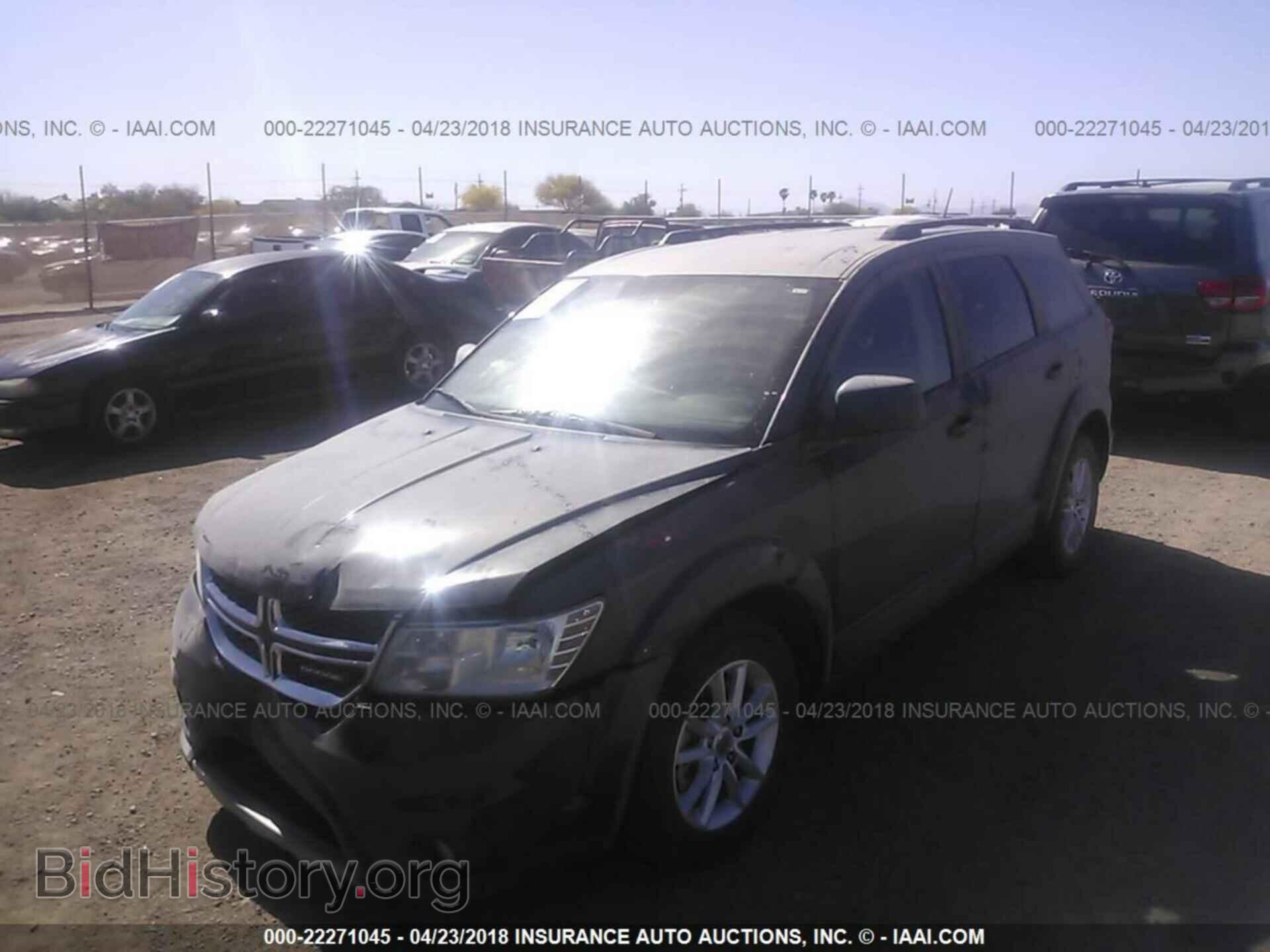 2014 Dodge Journey - VIN: 3C4PDCBB2ET130553 - Фото 2