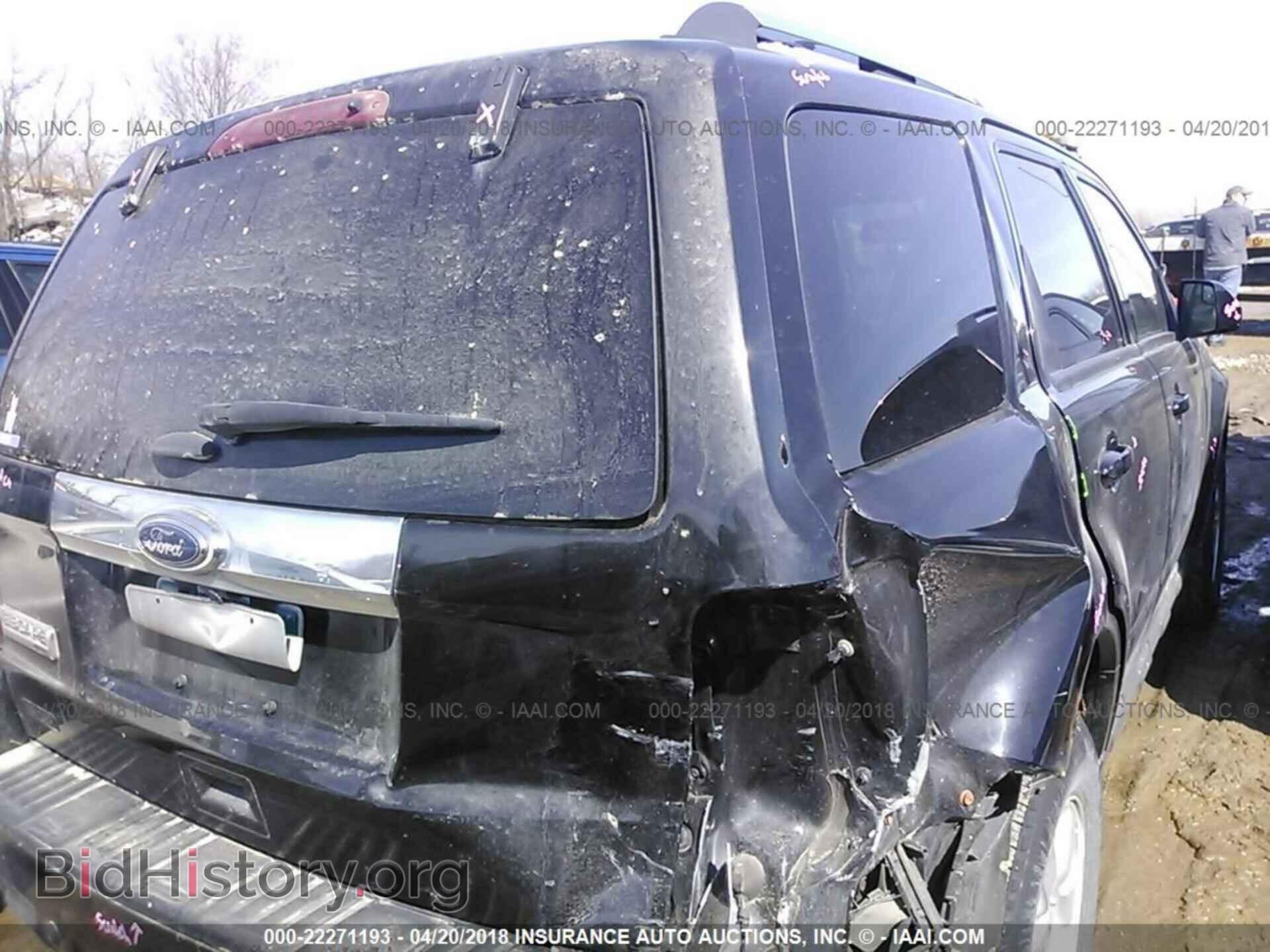 2012 Ford Escape - VIN: 1FMCU0E78CKB89752 - Photo 4