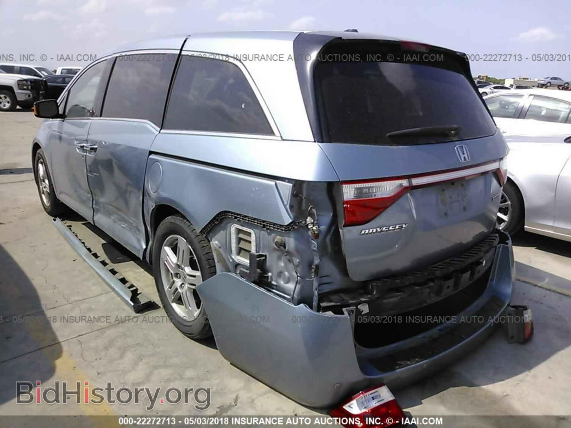 2011 Honda Odyssey - VIN: 5FNRL5H91BB005646 - Фото 3