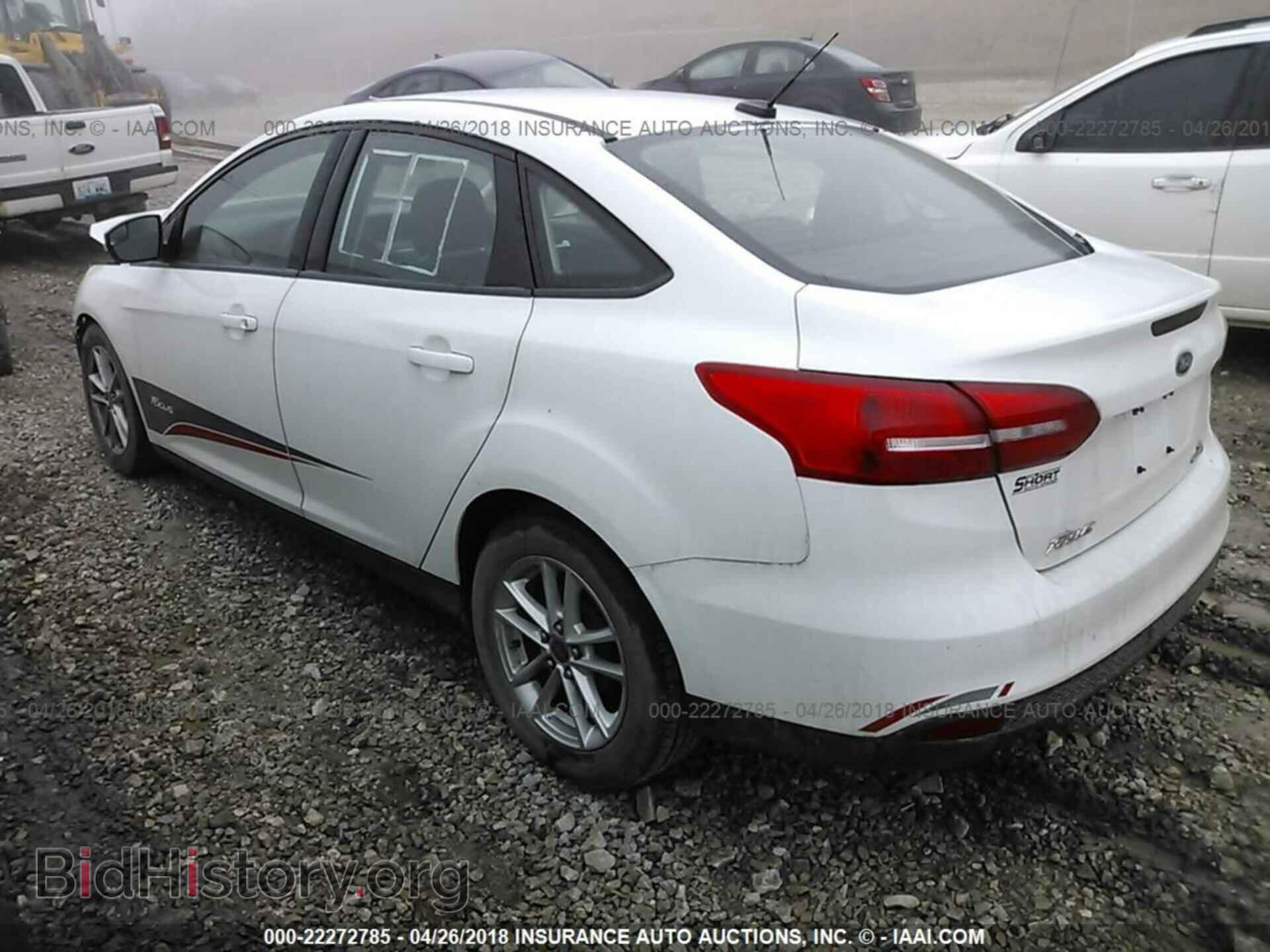 2015 Ford Focus - VIN: 1FADP3F29FL243794 - Photo 3