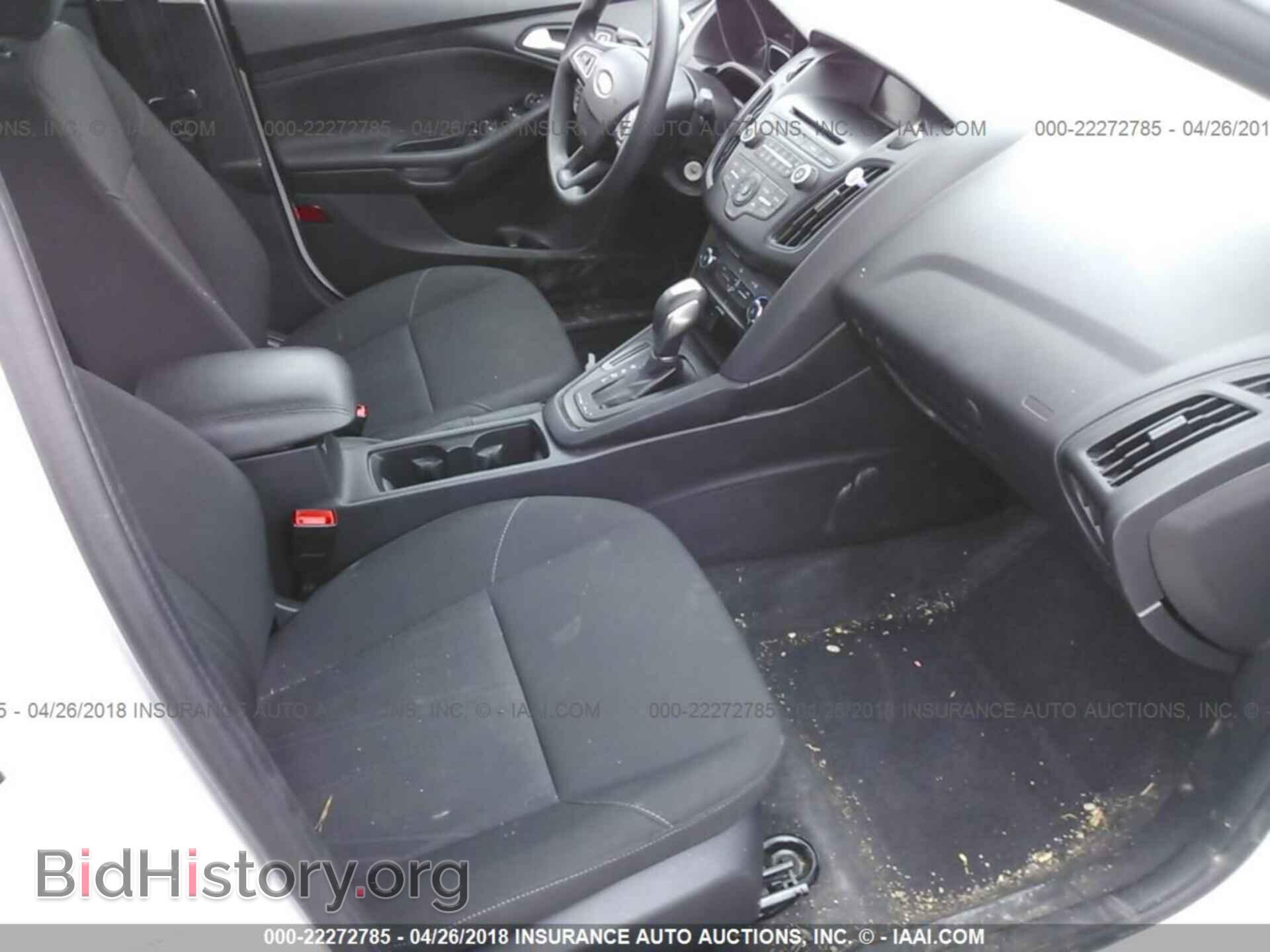 2015 Ford Focus - VIN: 1FADP3F29FL243794 - Photo 5