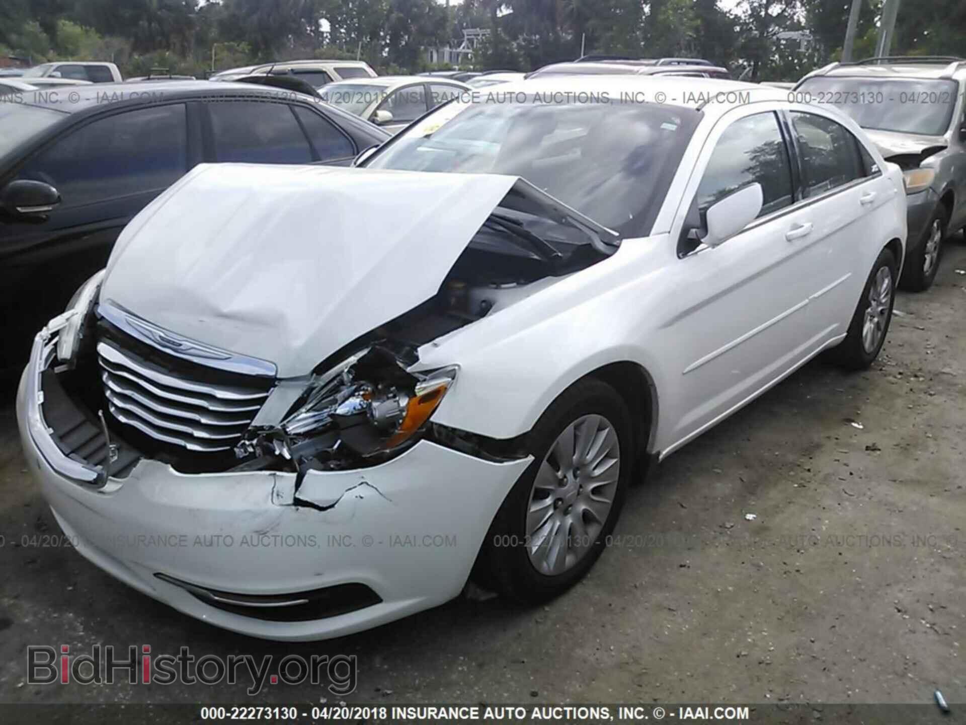 2012 Chrysler 200 - VIN: 1C3CCBAB0CN273354 - Photo 2