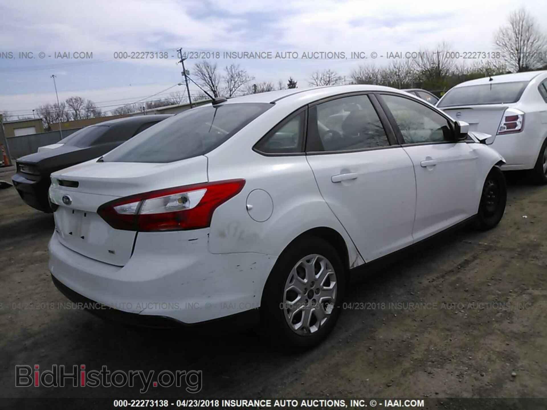 2012 Ford Focus - VIN: 1FAHP3F22CL156588 - Фото 4