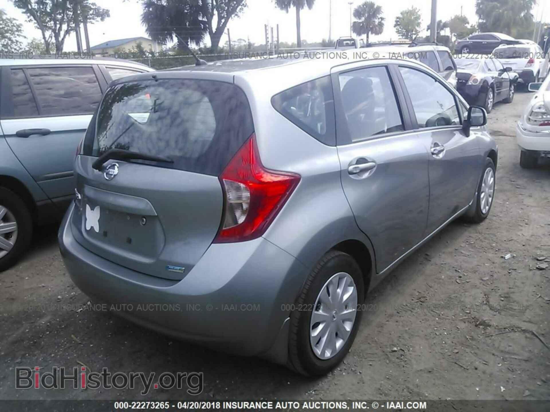 2014 Nissan Versa note - VIN: 3N1CE2CP3EL385537 - Photo 4