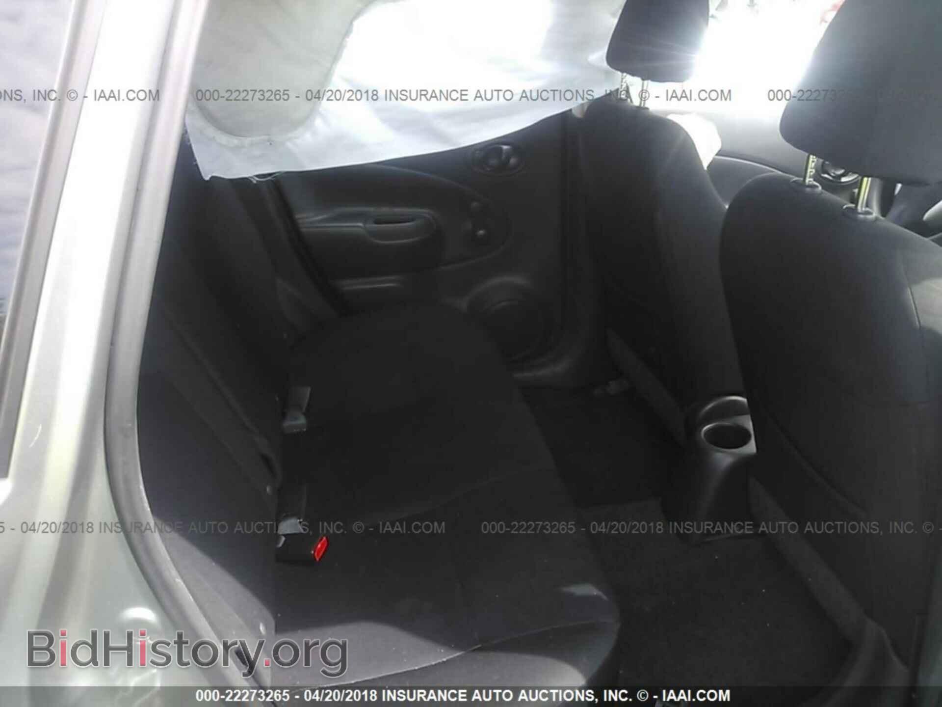 2014 Nissan Versa note - VIN: 3N1CE2CP3EL385537 - Photo 8