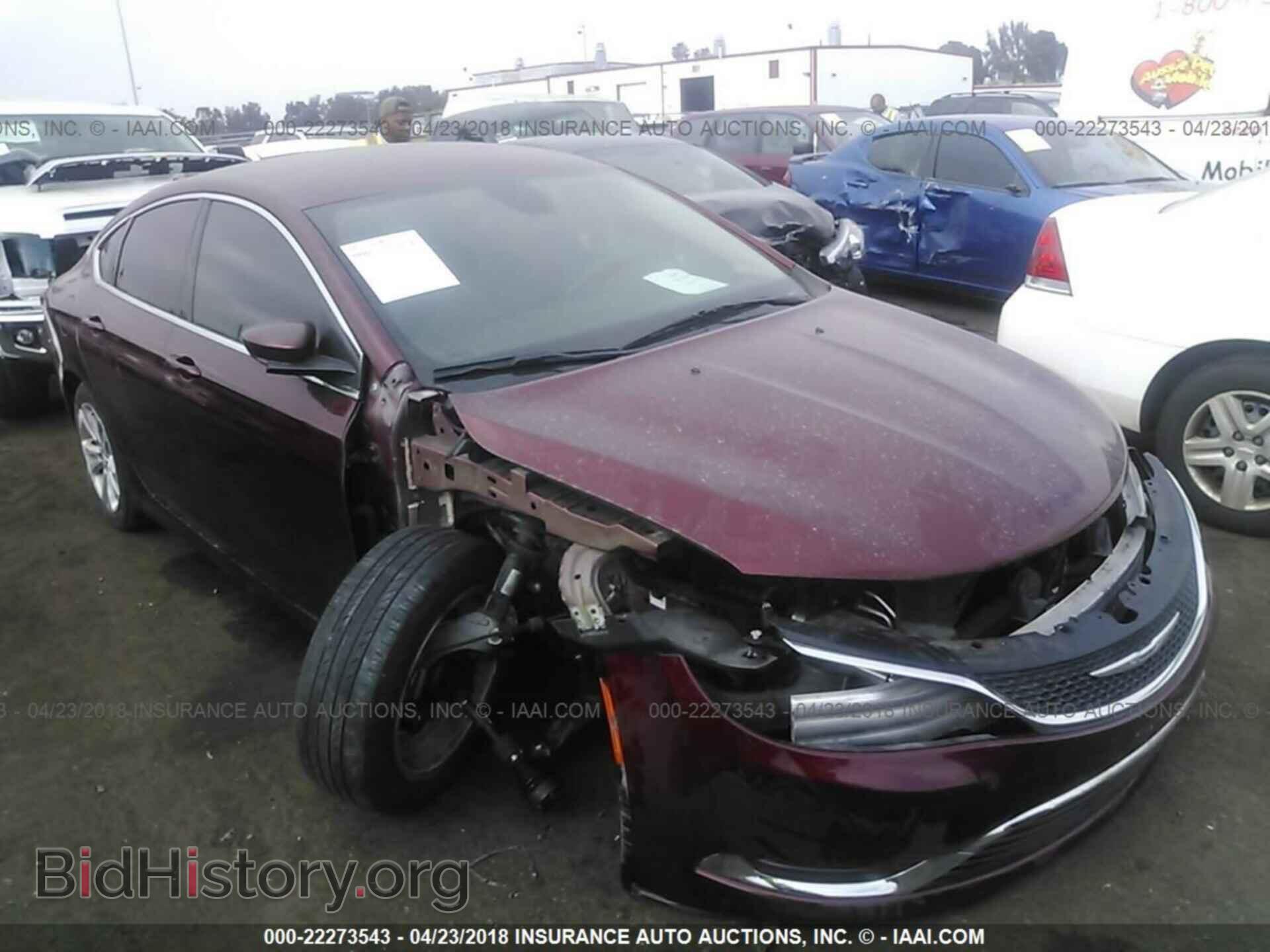 Photo 1C3CCCAB8FN740949 - Chrysler 200 2015