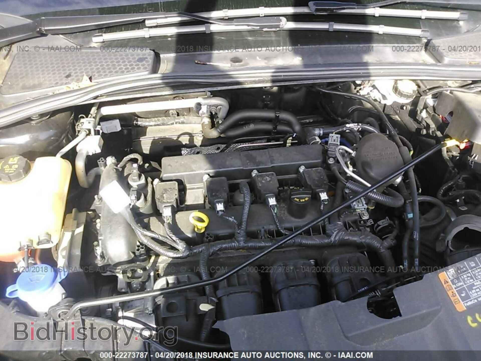 2016 Ford Focus - VIN: 1FADP3E20GL232802 - Photo 10