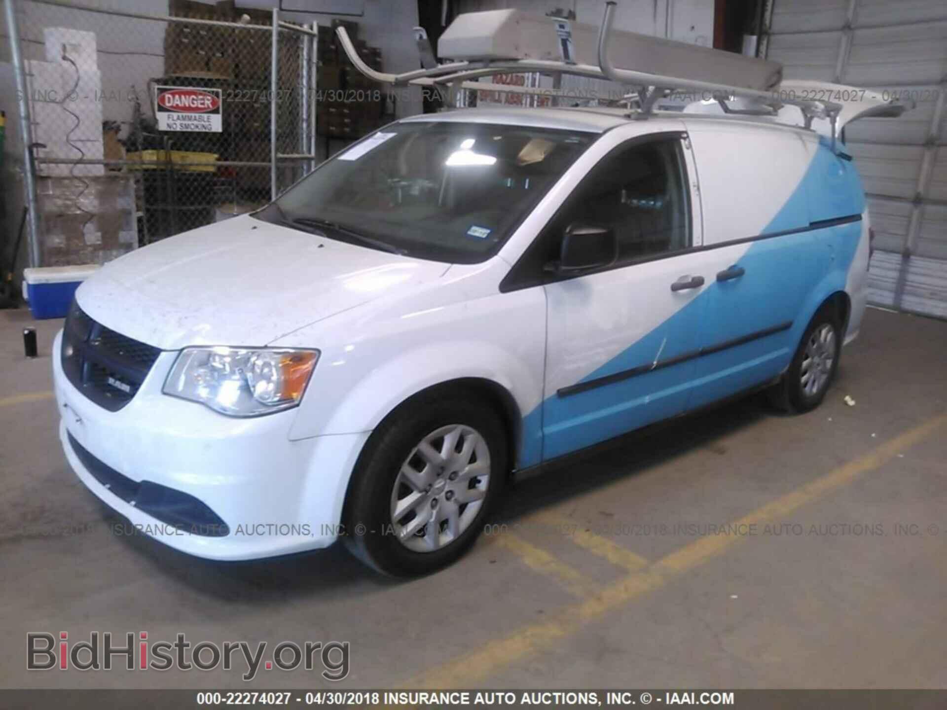2014 Ram Tradesman - VIN: 2C4JRGAG4ER352736 - Фото 2