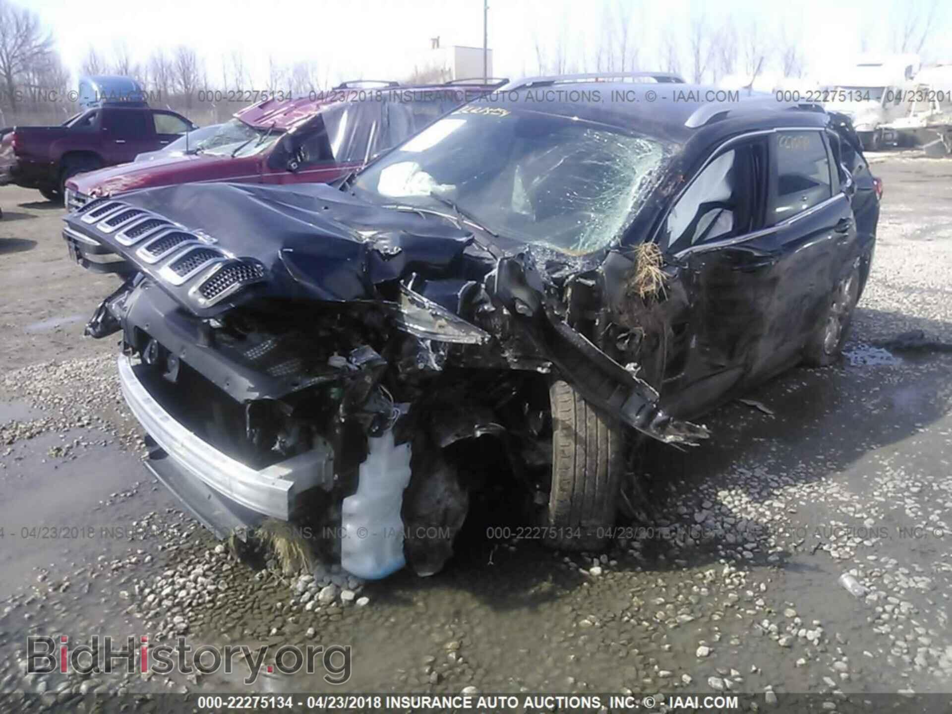 2015 Jeep Cherokee - VIN: 1C4PJMDB1FW535200 - Photo 2