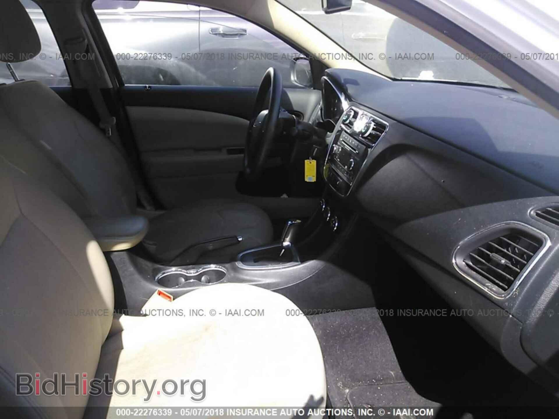 2013 Chrysler 200 - VIN: 1C3CCBAG9DN611573 - Фото 5