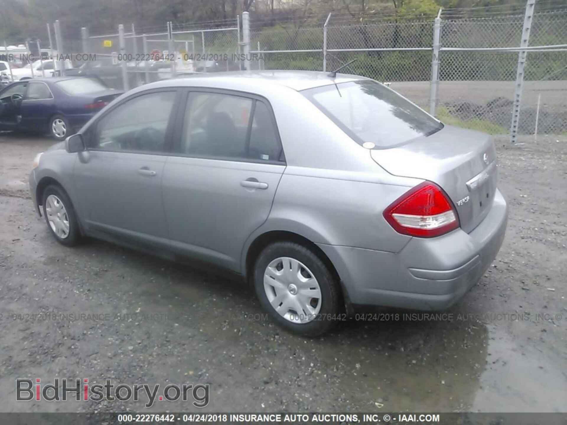 2011 Nissan Versa - VIN: 3N1BC1AP9BL368042 - Фото 3