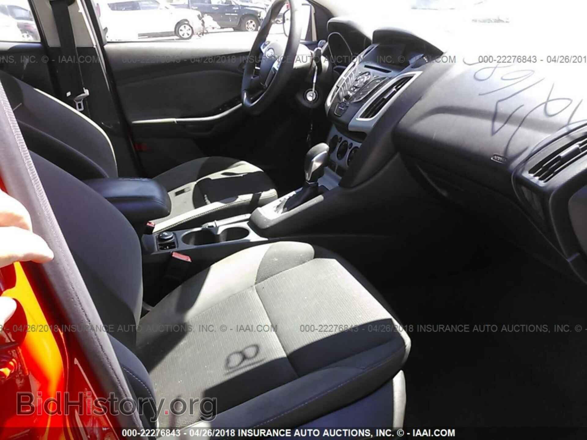 2012 Ford Focus - VIN: 1FAHP3F28CL132330 - Photo 5