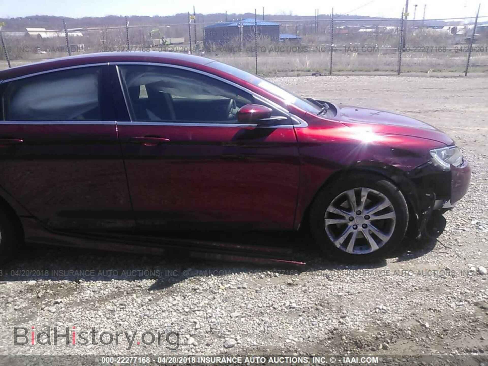 2015 Chrysler 200 - VIN: 1C3CCCAB4FN552008 - Photo 6