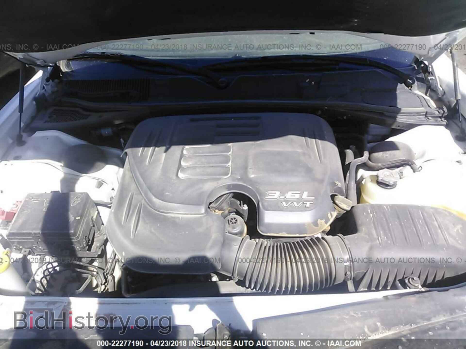 2015 Dodge Challenger - VIN: 2C3CDZAG1FH821313 - Photo 10