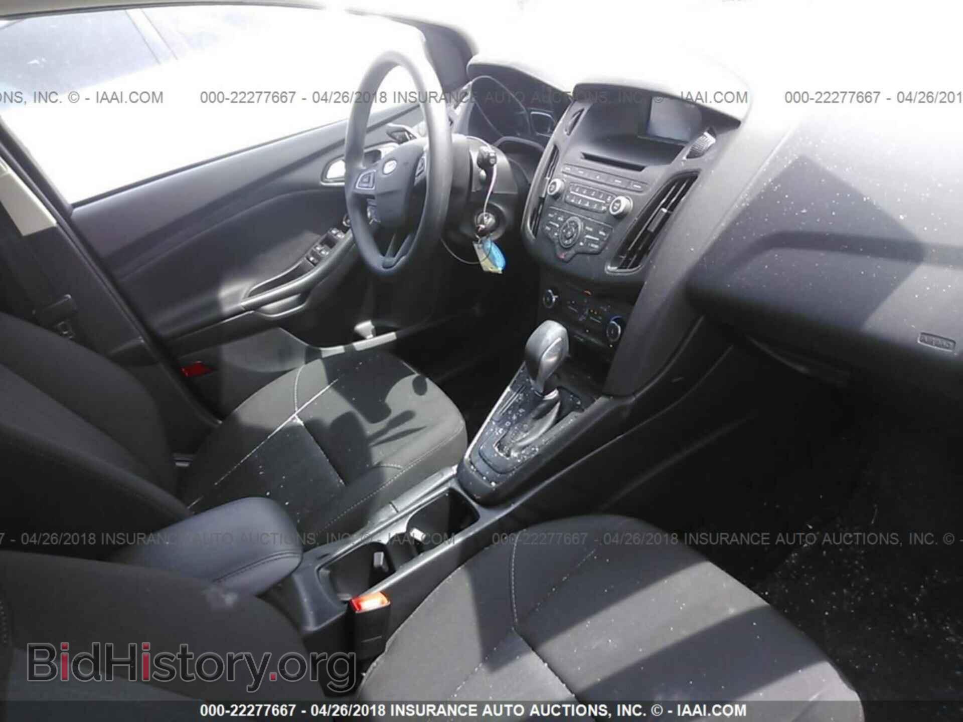 2017 Ford Focus - VIN: 1FADP3K2XHL328829 - Фото 5