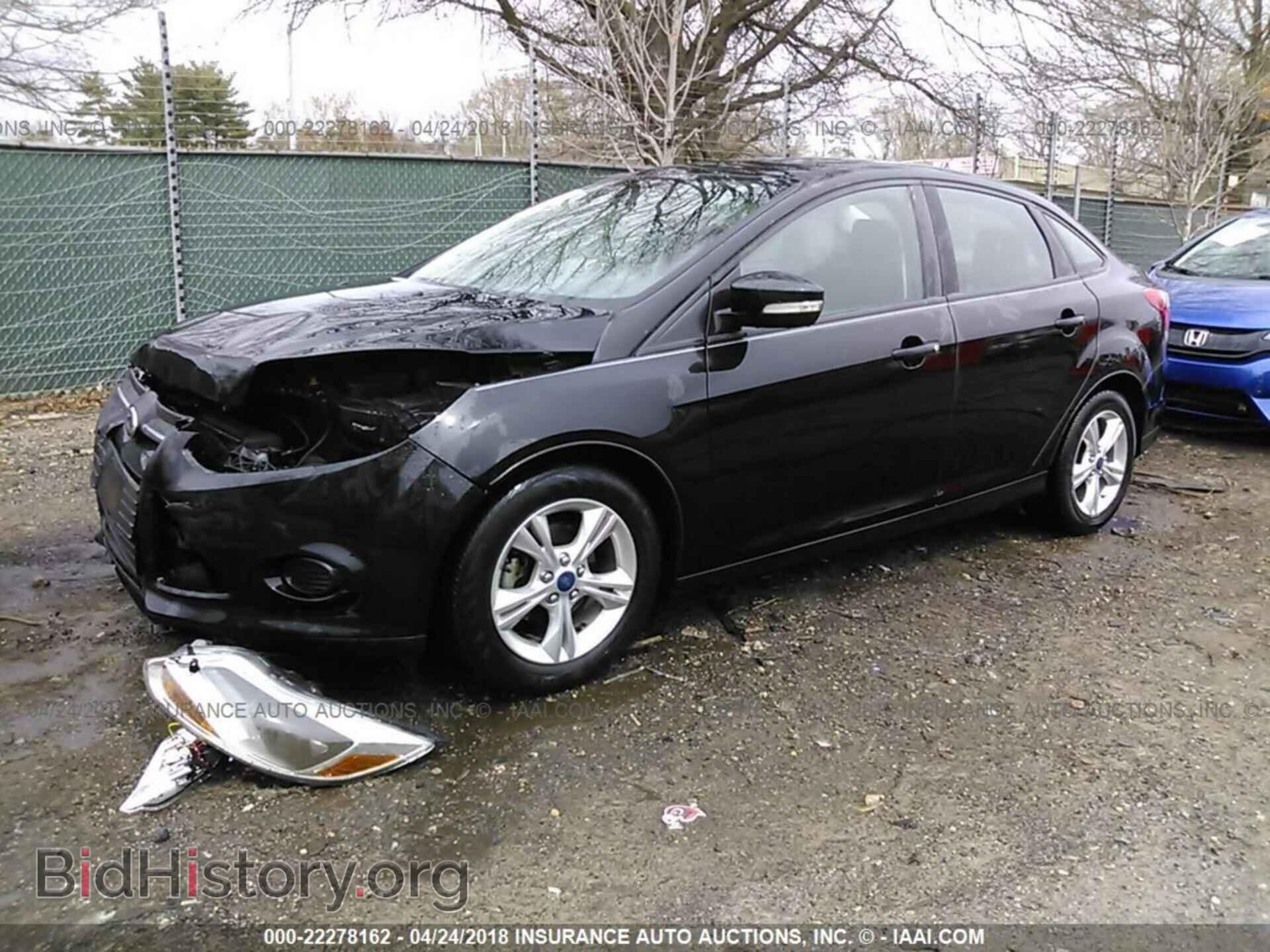 2013 Ford Focus - VIN: 1FADP3F21DL311454 - Photo 2