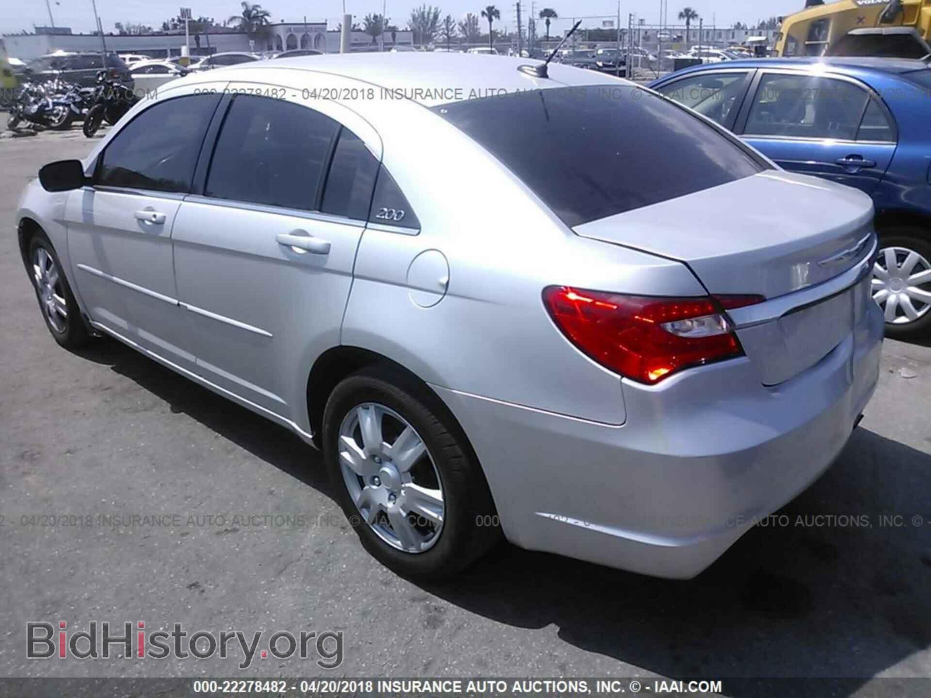 2012 Chrysler 200 - VIN: 1C3CCBAB3CN208319 - Фото 3