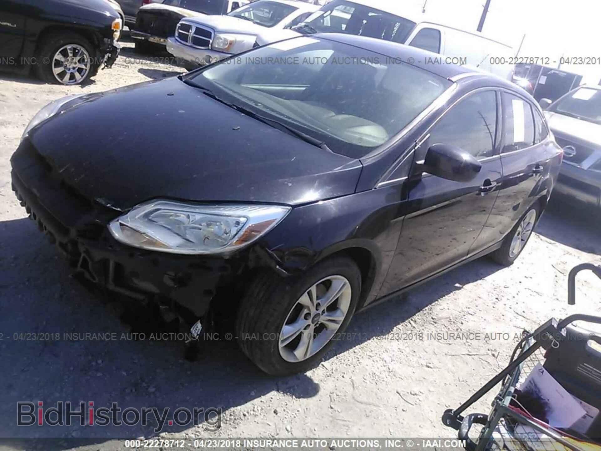 2012 Ford Focus - VIN: 1FAHP3F20CL445405 - Фото 2