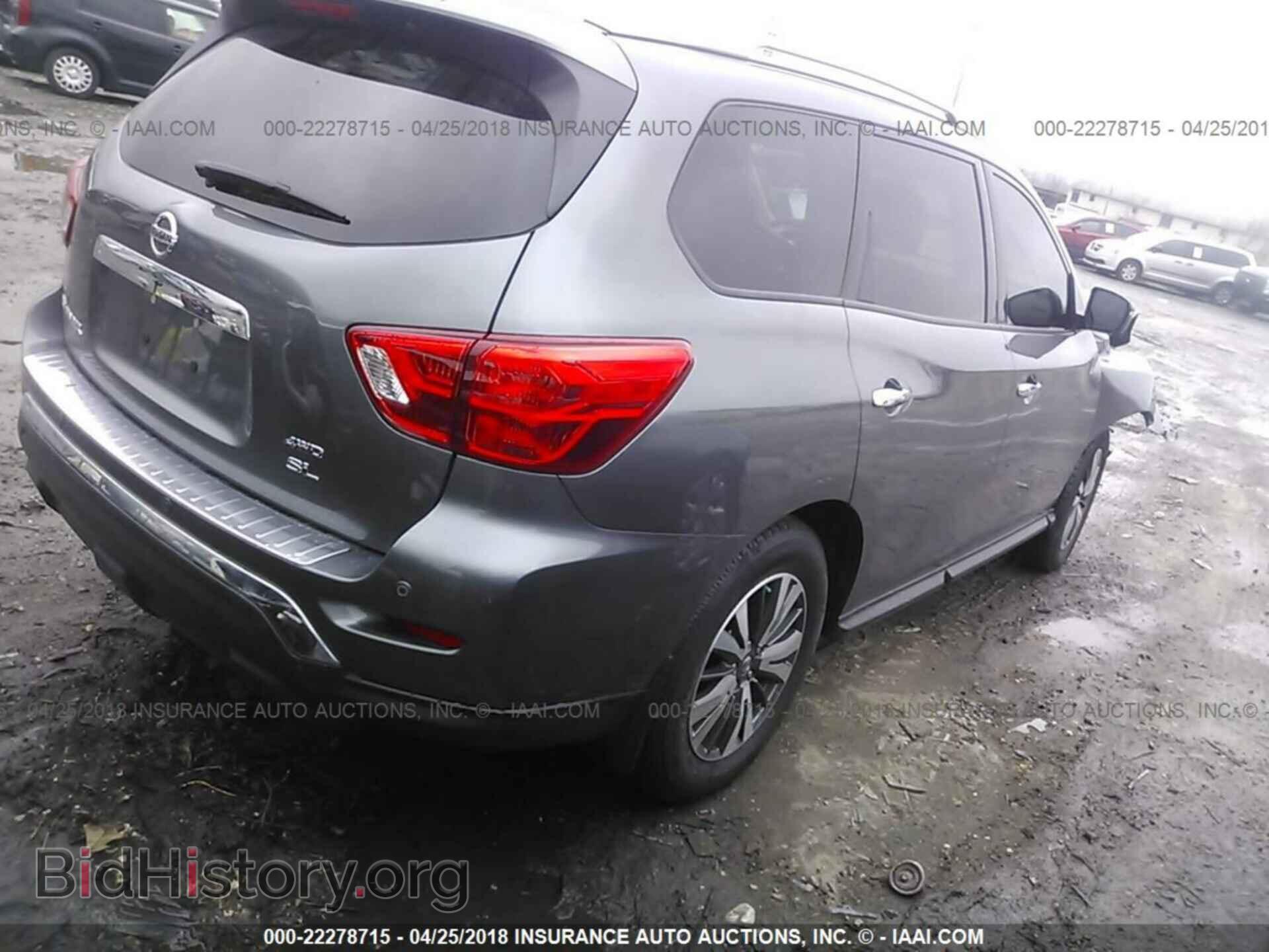 2017 Nissan Pathfinder - VIN: 5N1DR2MM0HC906414 - Фото 4