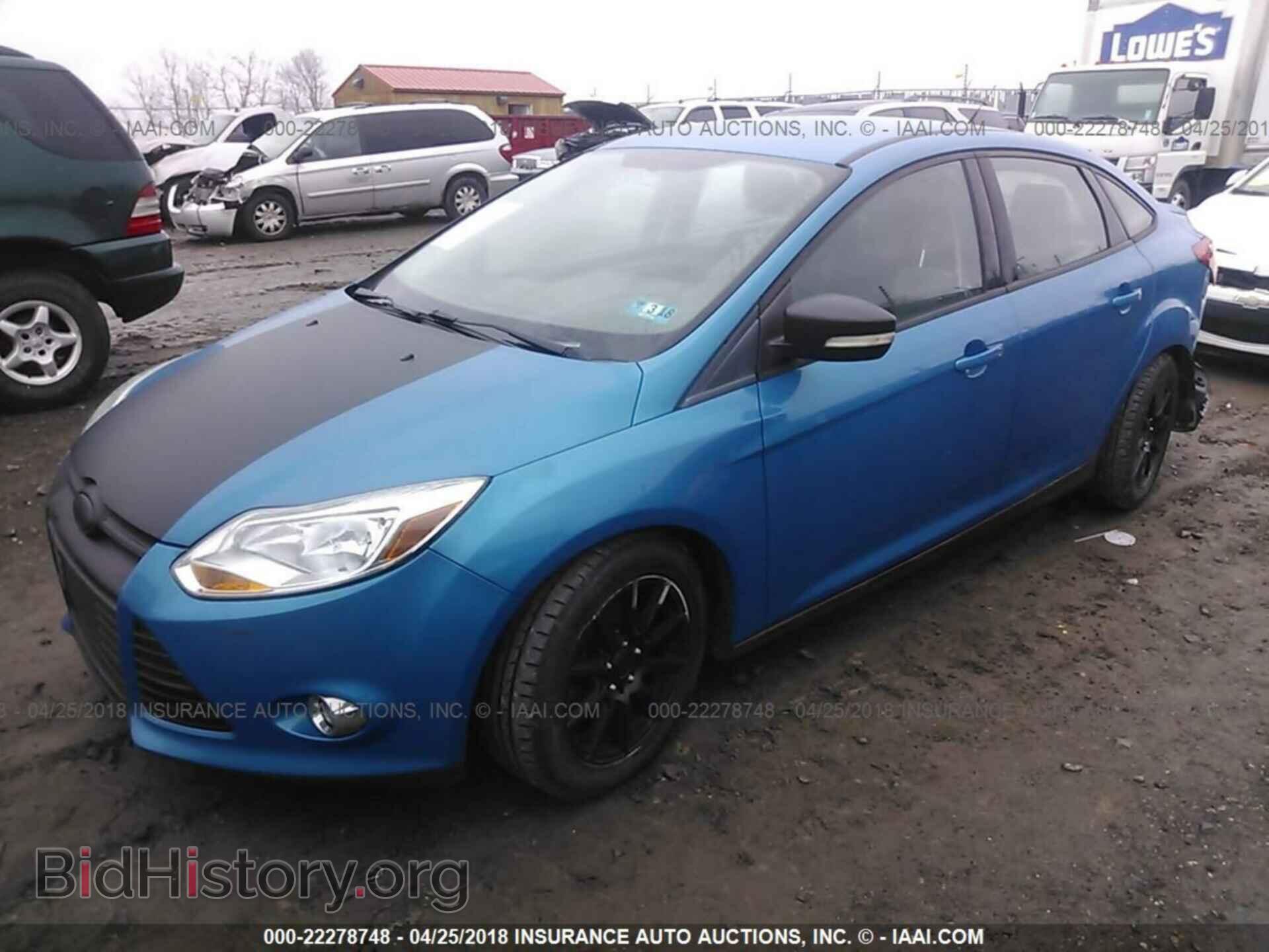 2012 Ford Focus - VIN: 1FAHP3F26CL336320 - Photo 2
