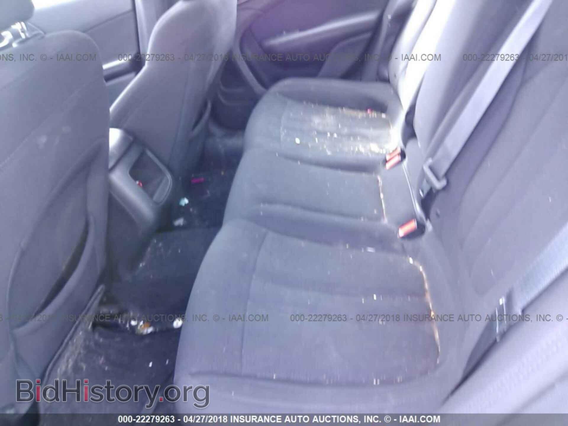 2015 Chrysler 200 - VIN: 1C3CCCAB1FN582986 - Фото 8