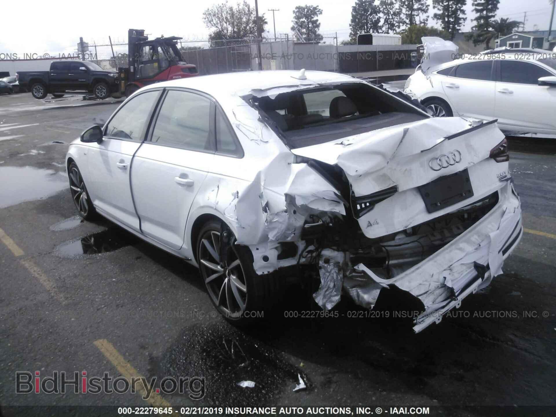 2018 AUDI A4 - VIN: WAUENAF42JA069529 - Photo 3