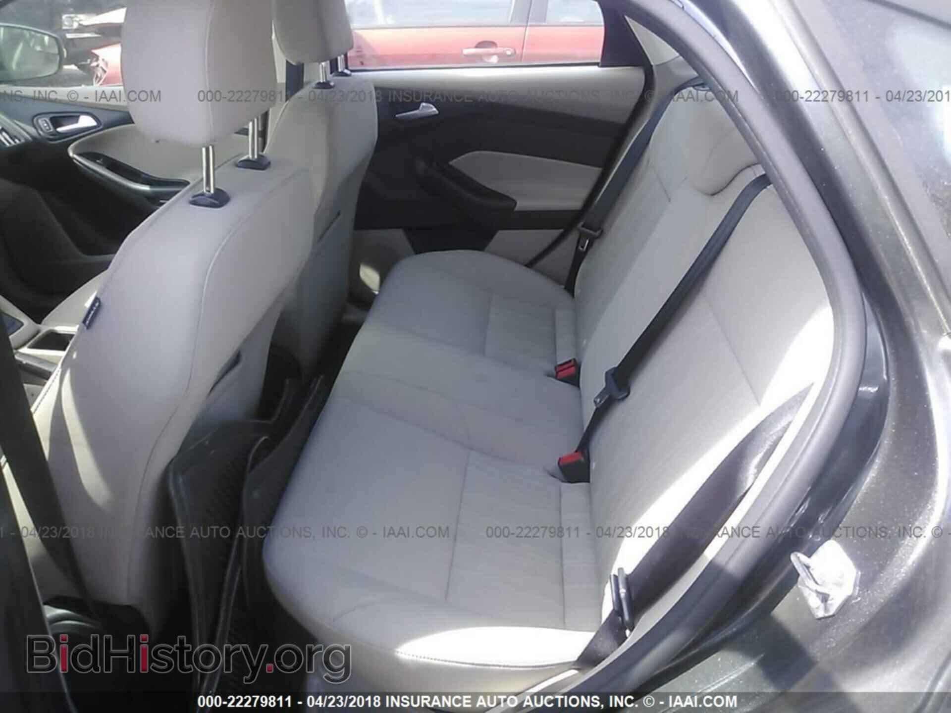 2015 Ford Focus - VIN: 1FADP3F26FL228315 - Photo 8