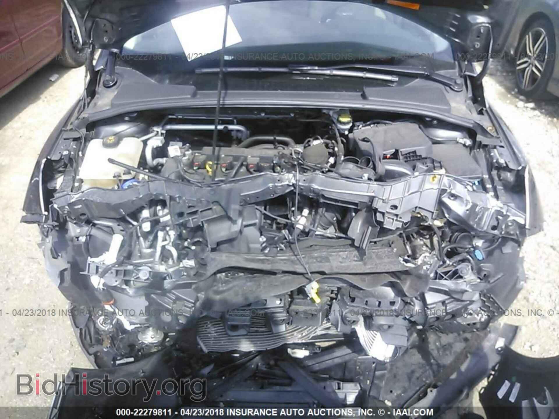 2015 Ford Focus - VIN: 1FADP3F26FL228315 - Photo 10