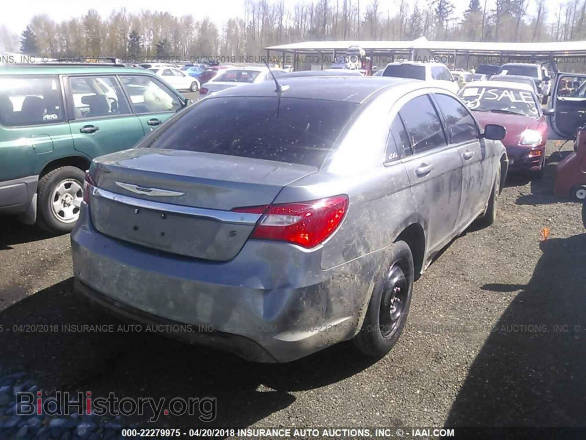 2013 Chrysler 200 - VIN: 1C3CCBBB0DN503751 - Фото 4