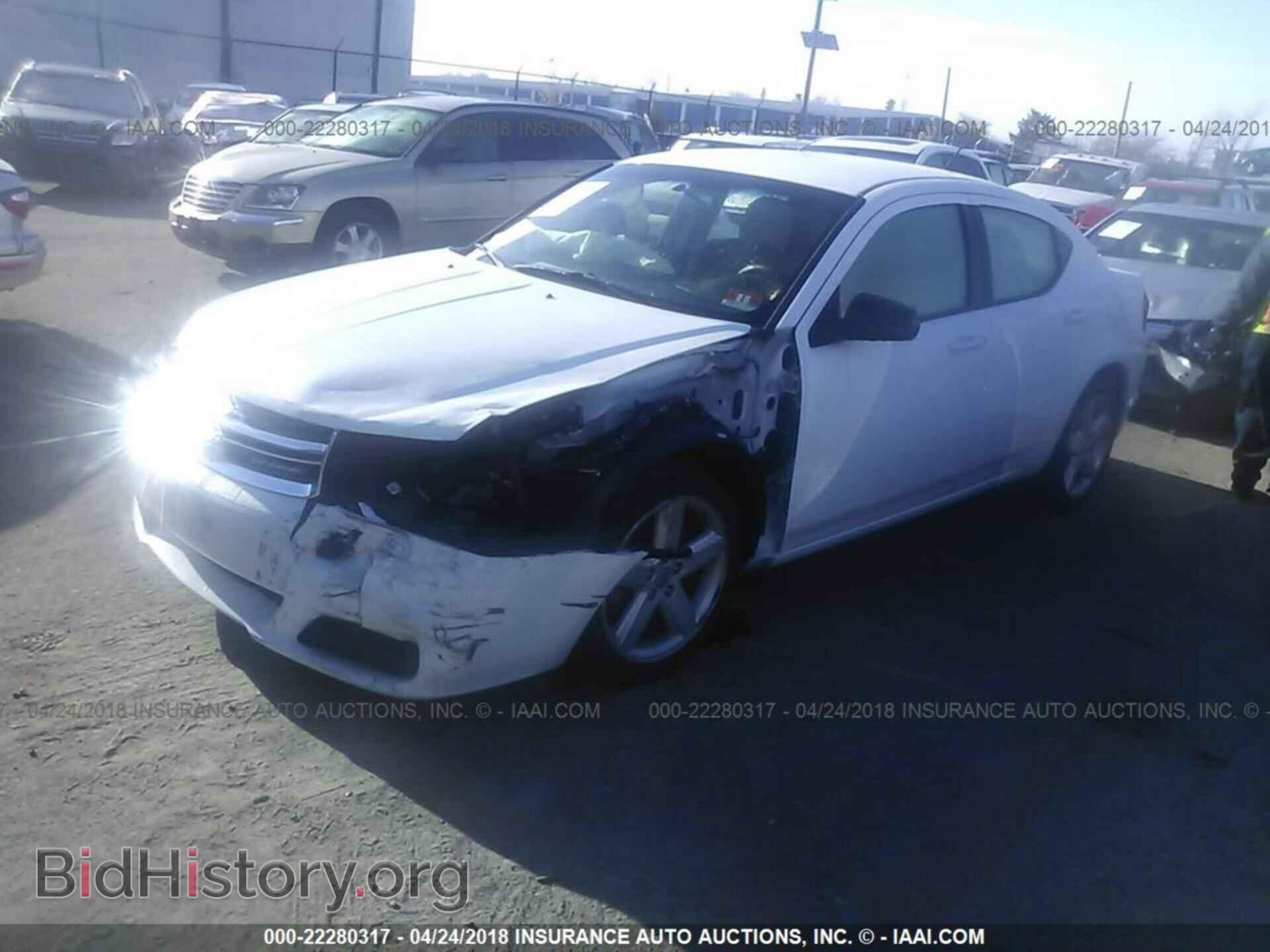 2013 Dodge Avenger - VIN: 1C3CDZAB4DN566262 - Фото 2