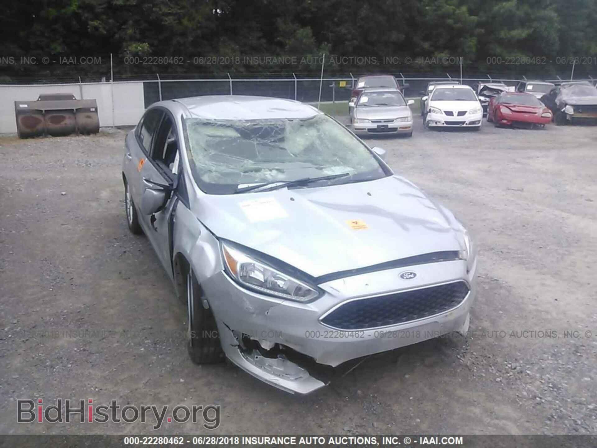 2016 Ford Focus - VIN: 1FADP3F21GL371223 - Фото 6