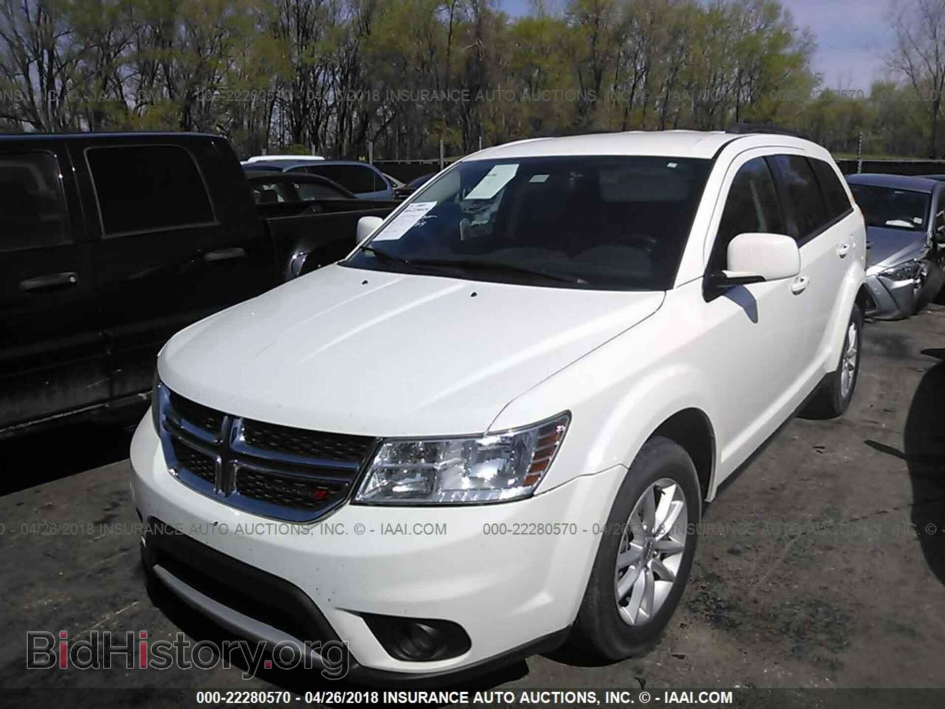 2015 Dodge Journey - VIN: 3C4PDDBG1FT606682 - Photo 2