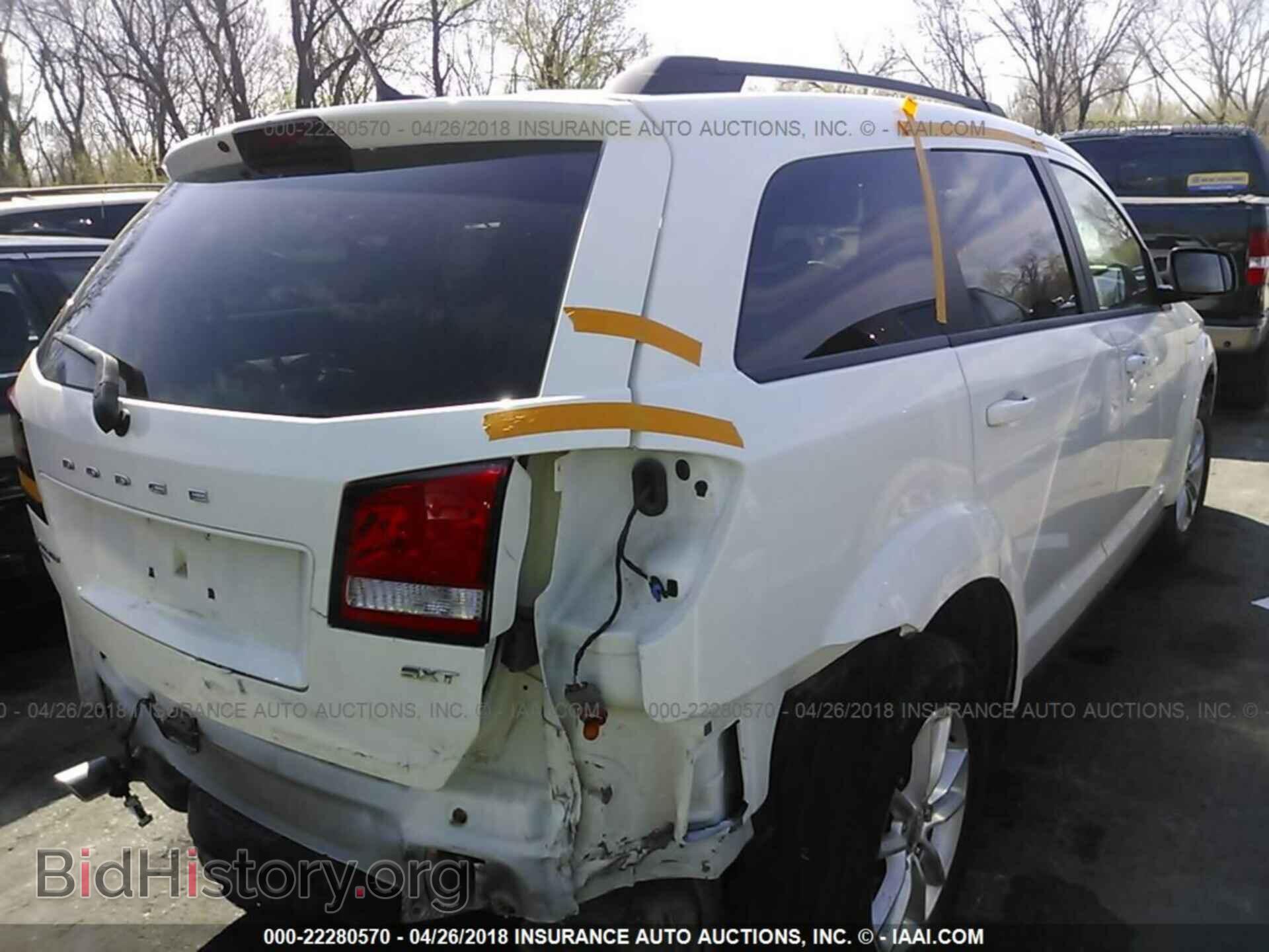 2015 Dodge Journey - VIN: 3C4PDDBG1FT606682 - Photo 4