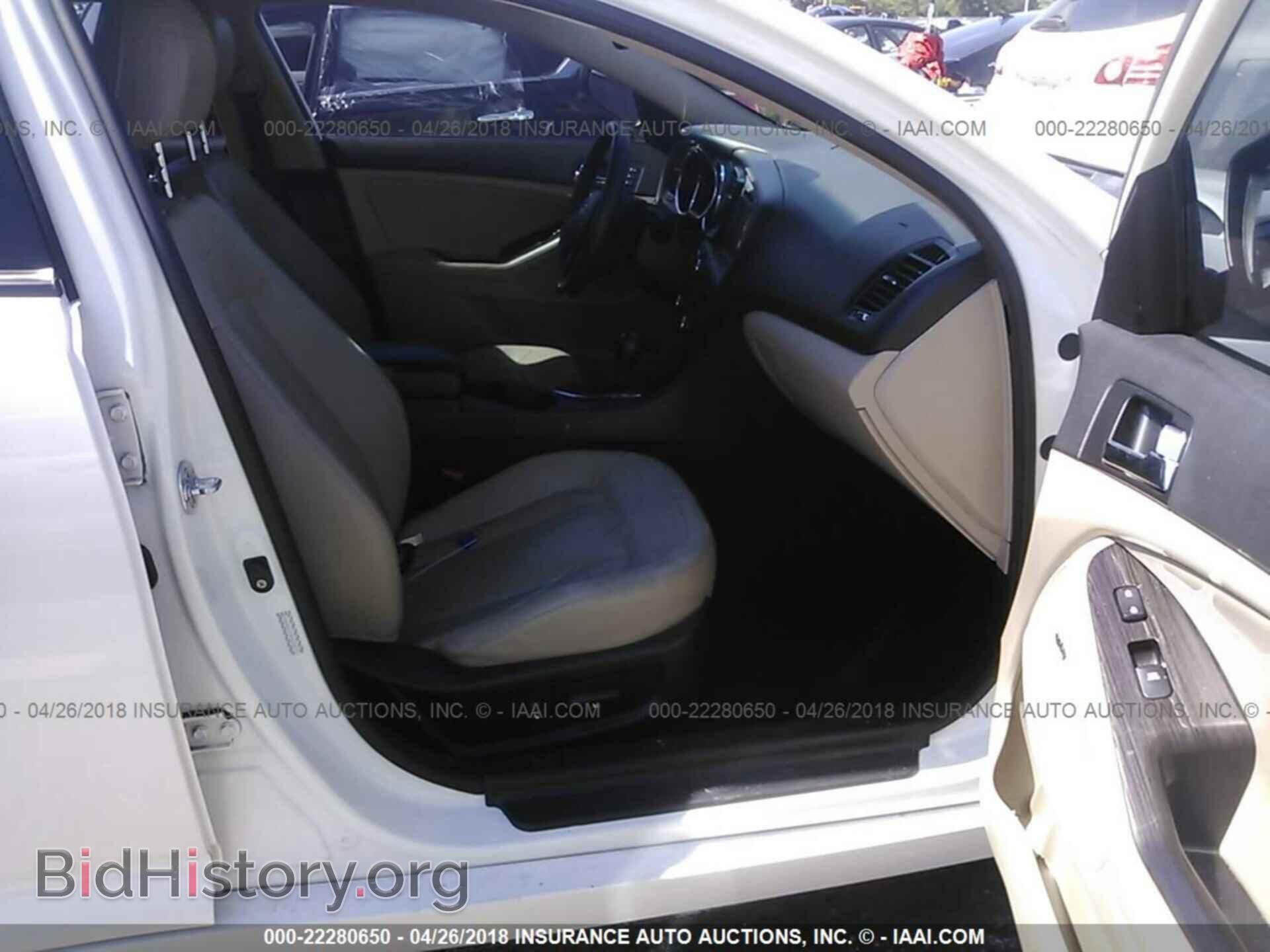 2011 Kia Optima - VIN: KNAGN4A77B5111859 - Фото 5