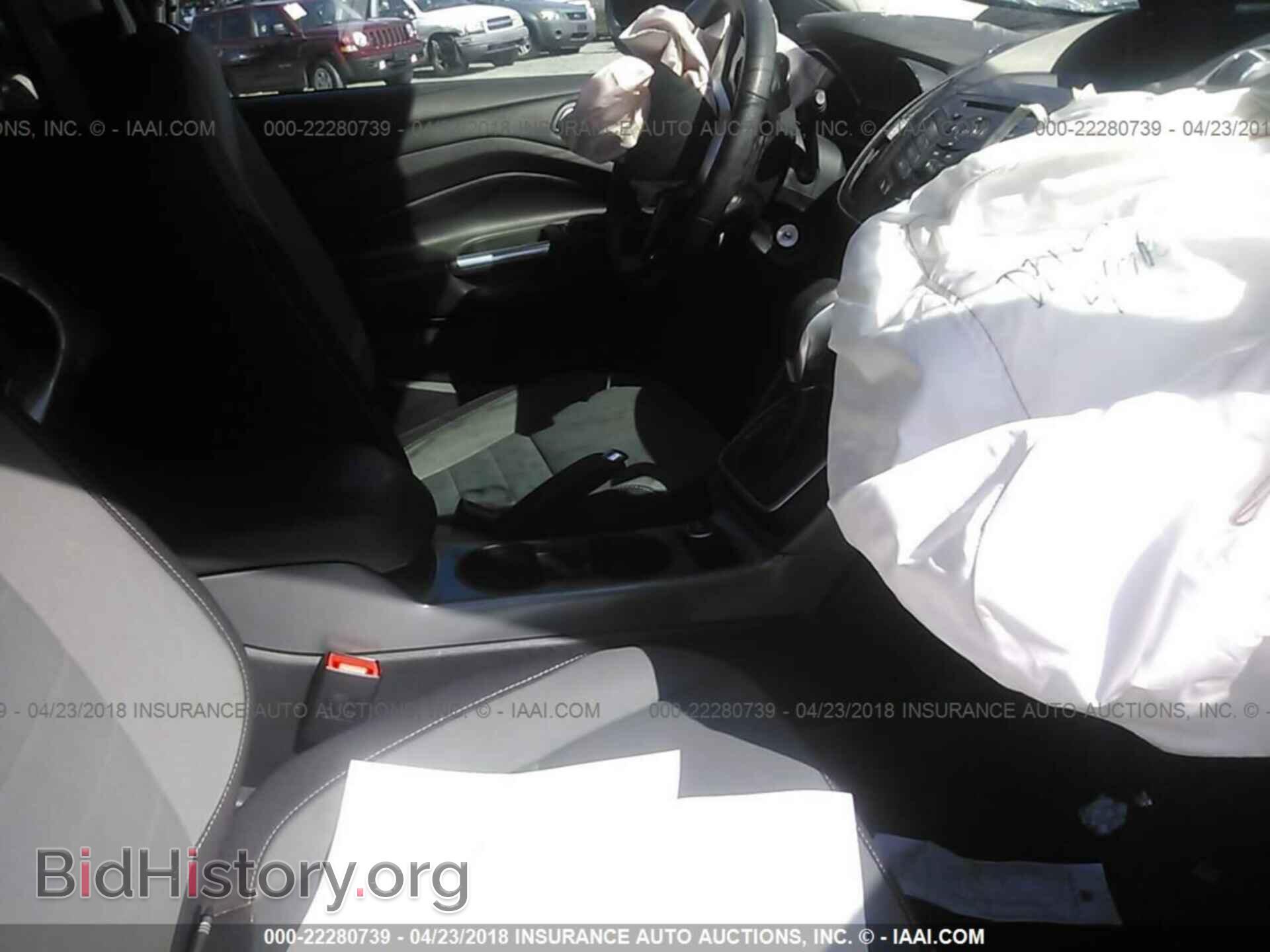 2013 Ford Escape - VIN: 1FMCU0G97DUD93706 - Photo 5