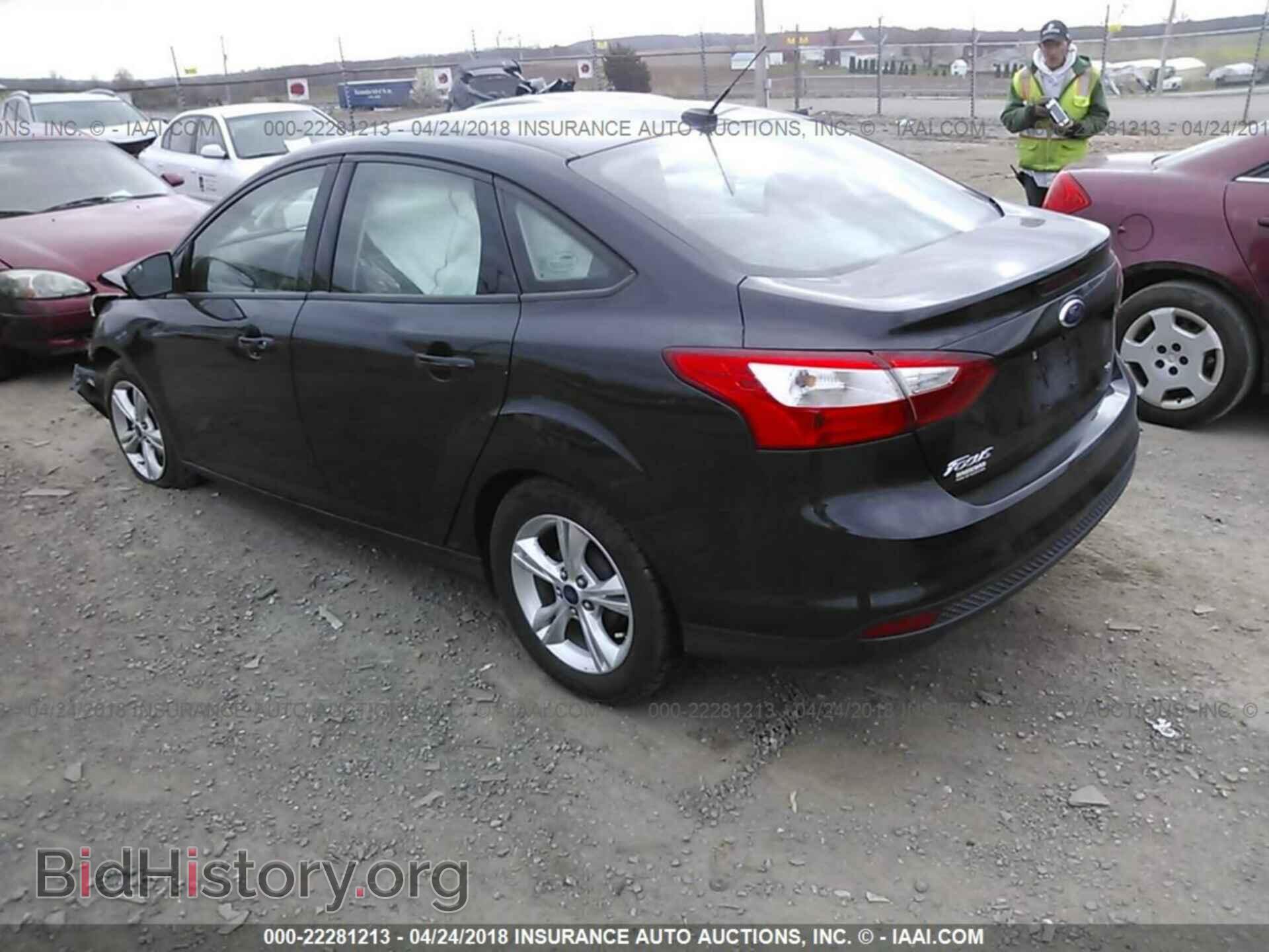 2013 Ford Focus - VIN: 1FADP3F25DL330539 - Фото 3