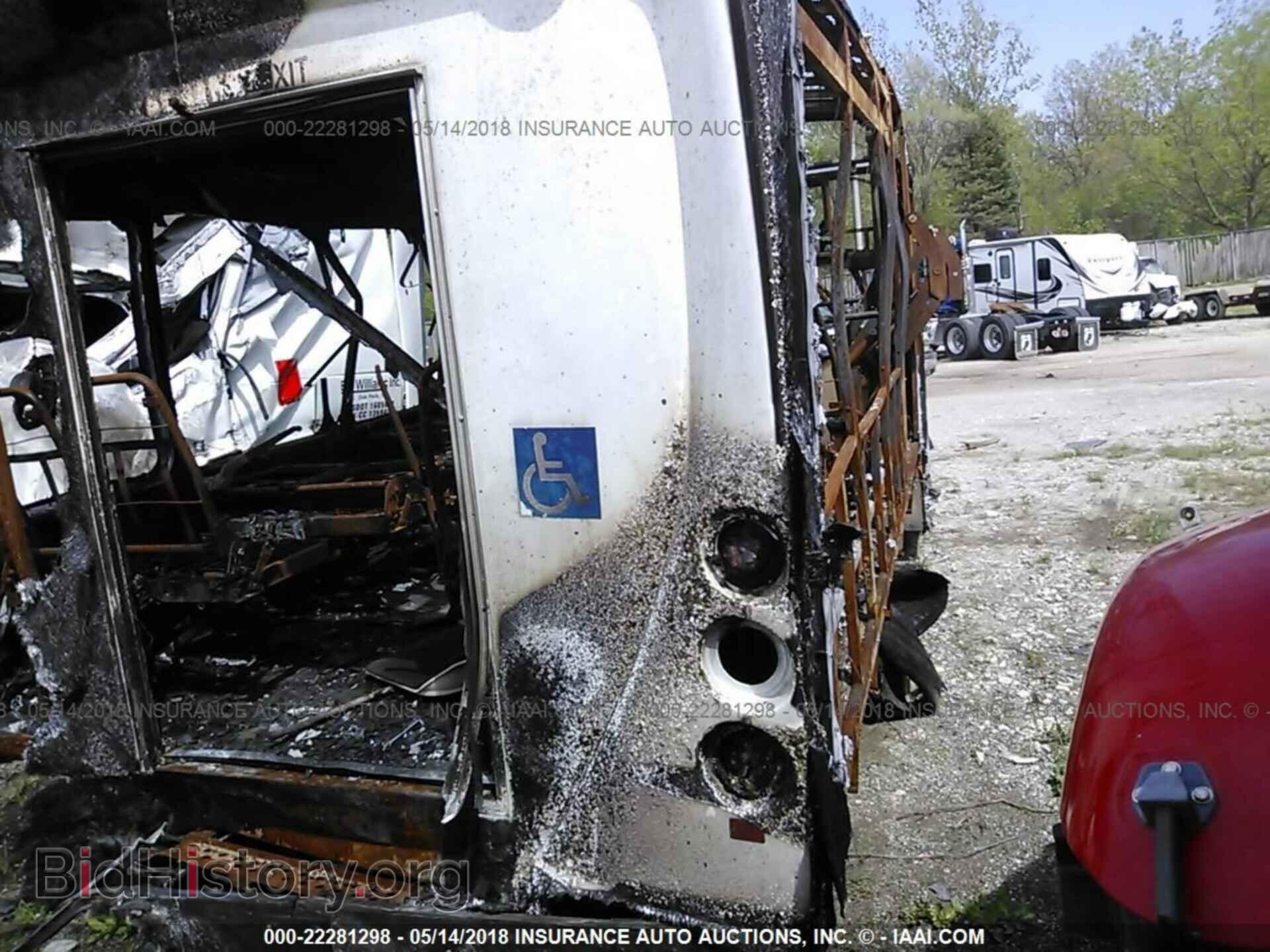 2016 Ford Econoline - VIN: 1FDFE4FS7GDC55299 - Фото 4