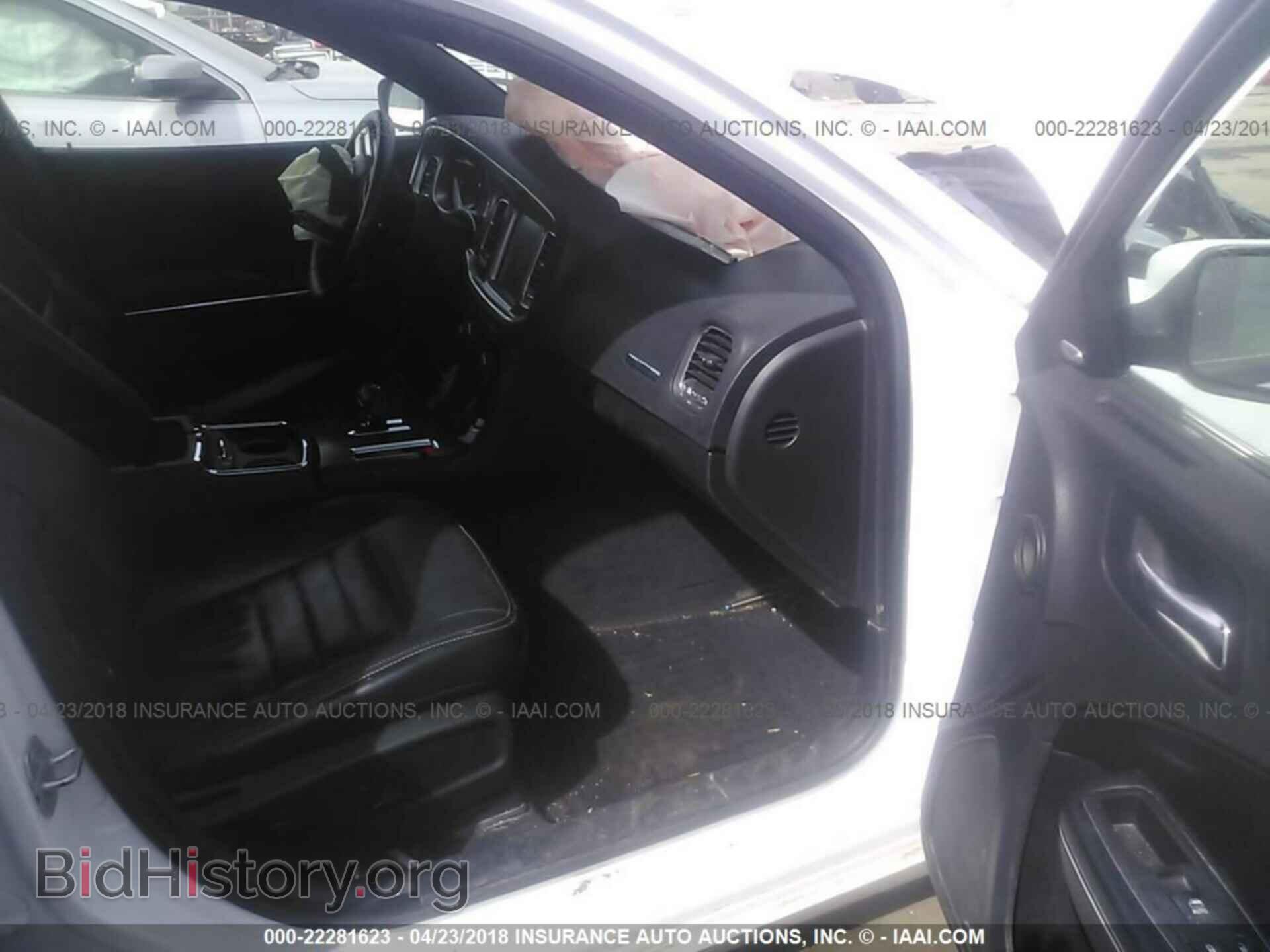 2012 Dodge Charger - VIN: 2C3CDXHG9CH272028 - Фото 5