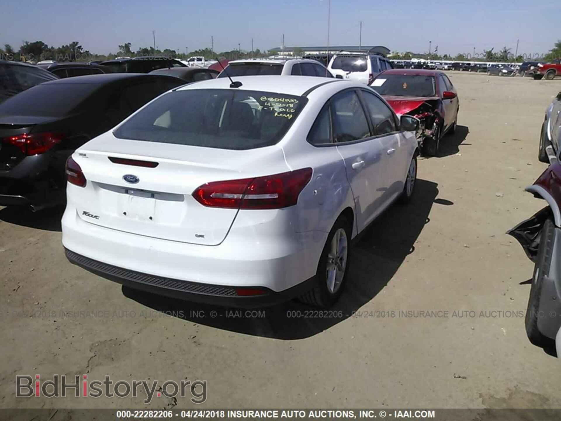 2017 Ford Focus - VIN: 1FADP3F20HL204708 - Фото 4