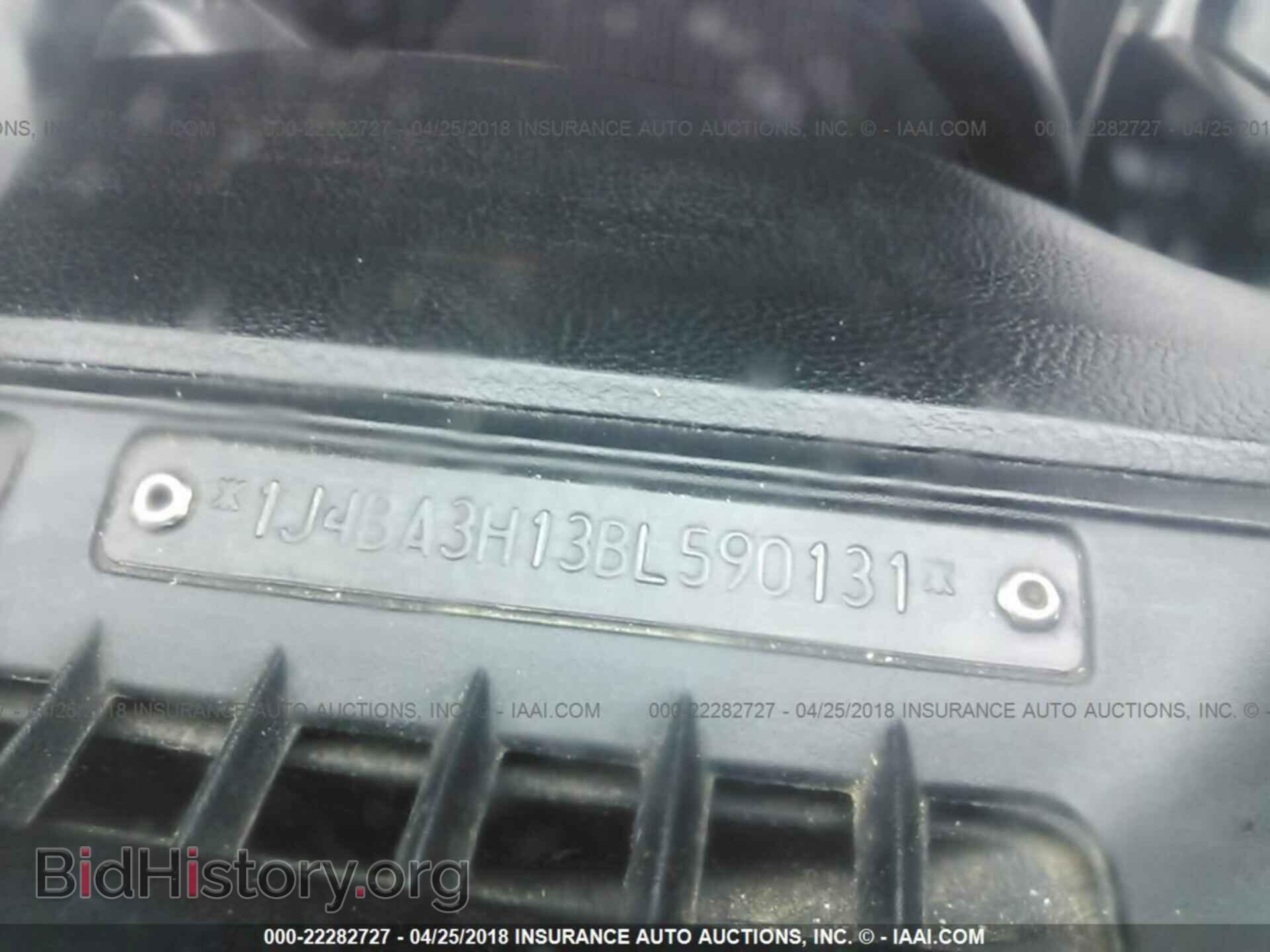 2011 Jeep Wrangler - VIN: 1J4BA3H13BL590131 - Фото 9