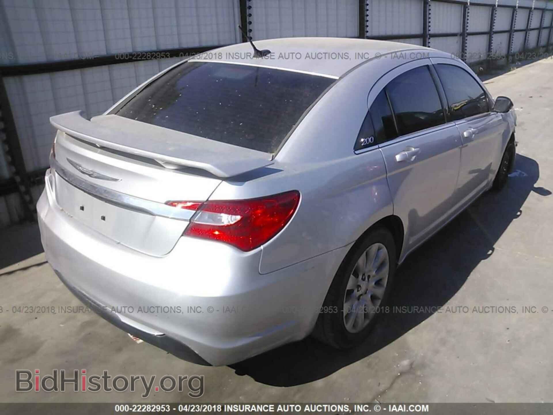 2012 Chrysler 200 - VIN: 1C3CCBAB7CN161005 - Фото 4