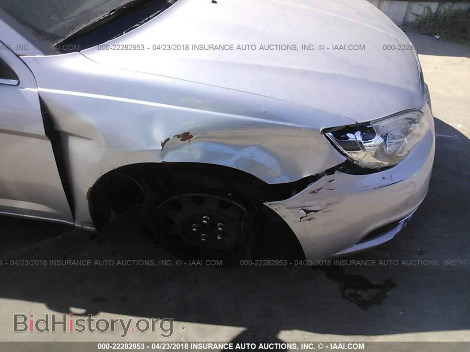 2012 Chrysler 200 - VIN: 1C3CCBAB7CN161005 - Фото 6