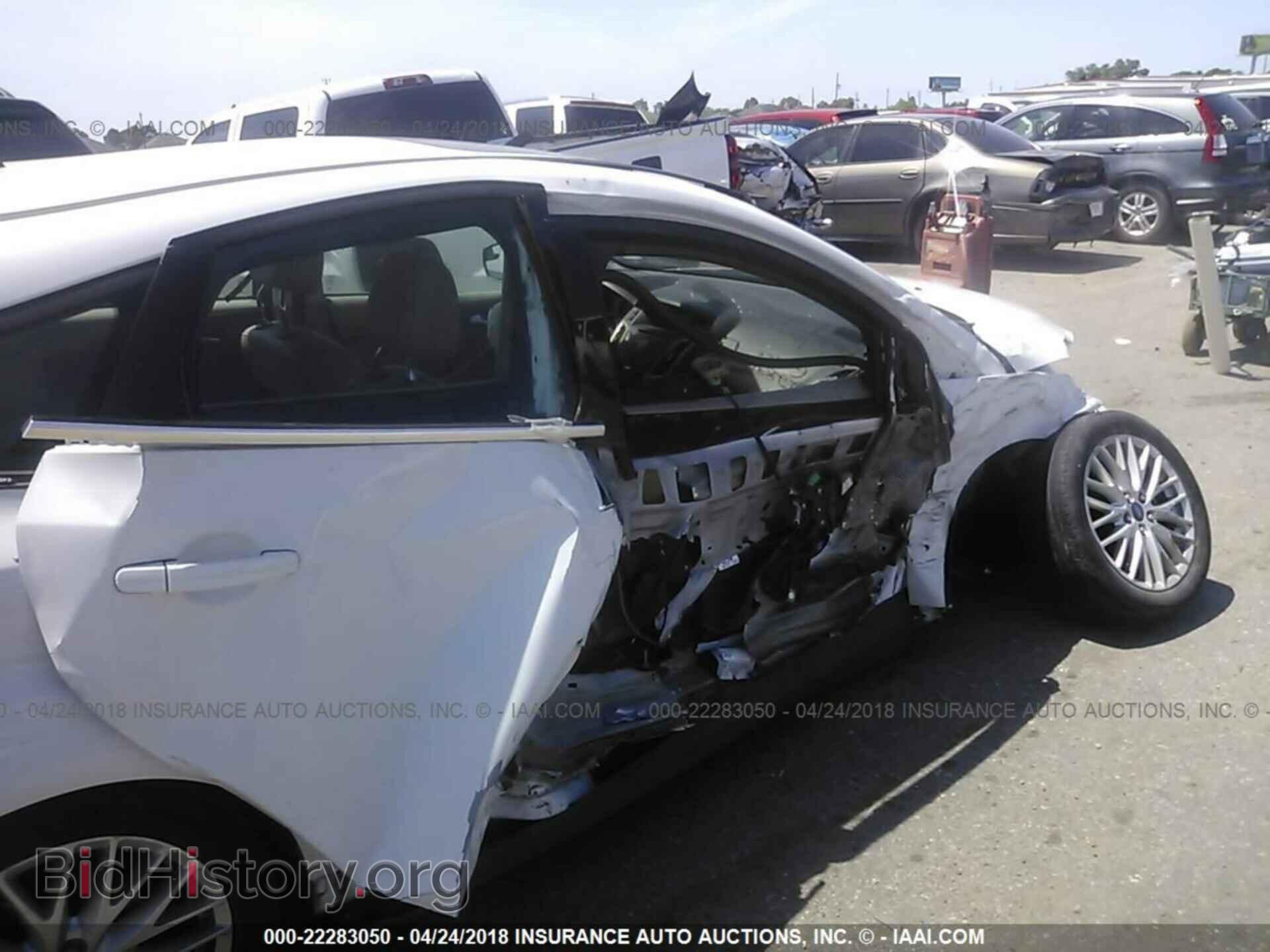 2012 Ford Focus - VIN: 1FAHP3M20CL190385 - Photo 6