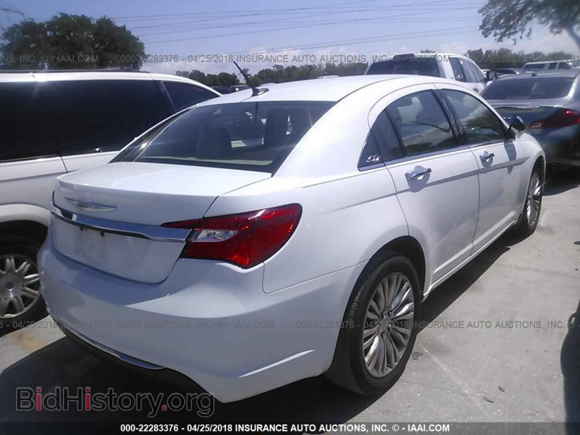 2011 Chrysler 200 - VIN: 1C3BC2FG5BN548196 - Фото 4