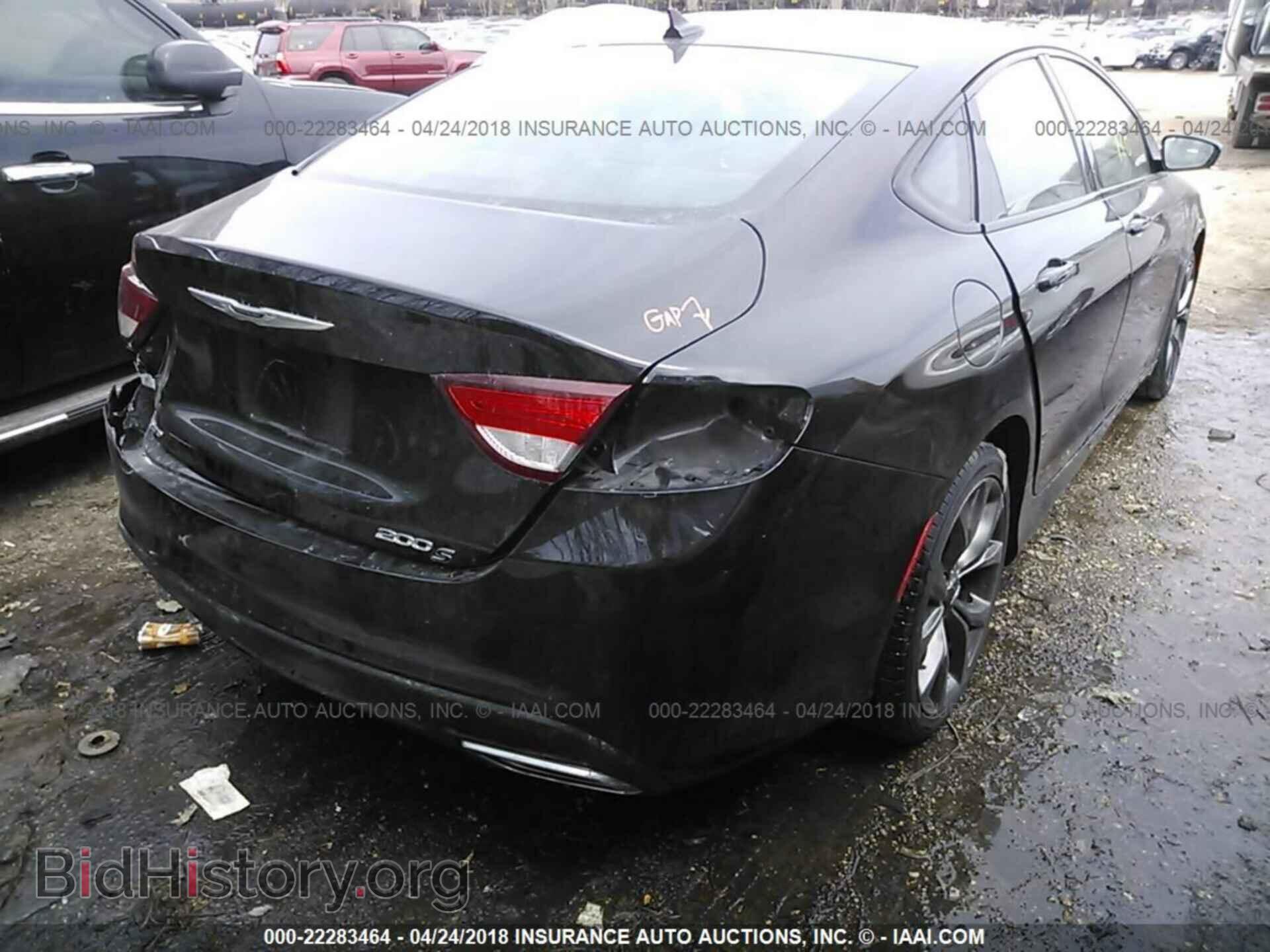 2015 Chrysler 200 - VIN: 1C3CCCDGXFN668627 - Фото 4