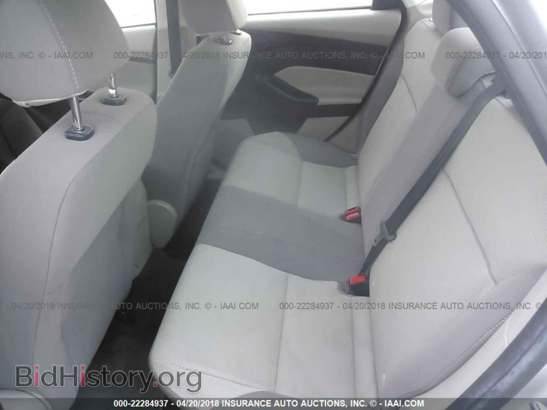 2012 Ford Focus - VIN: 1FAHP3F27CL456854 - Фото 8