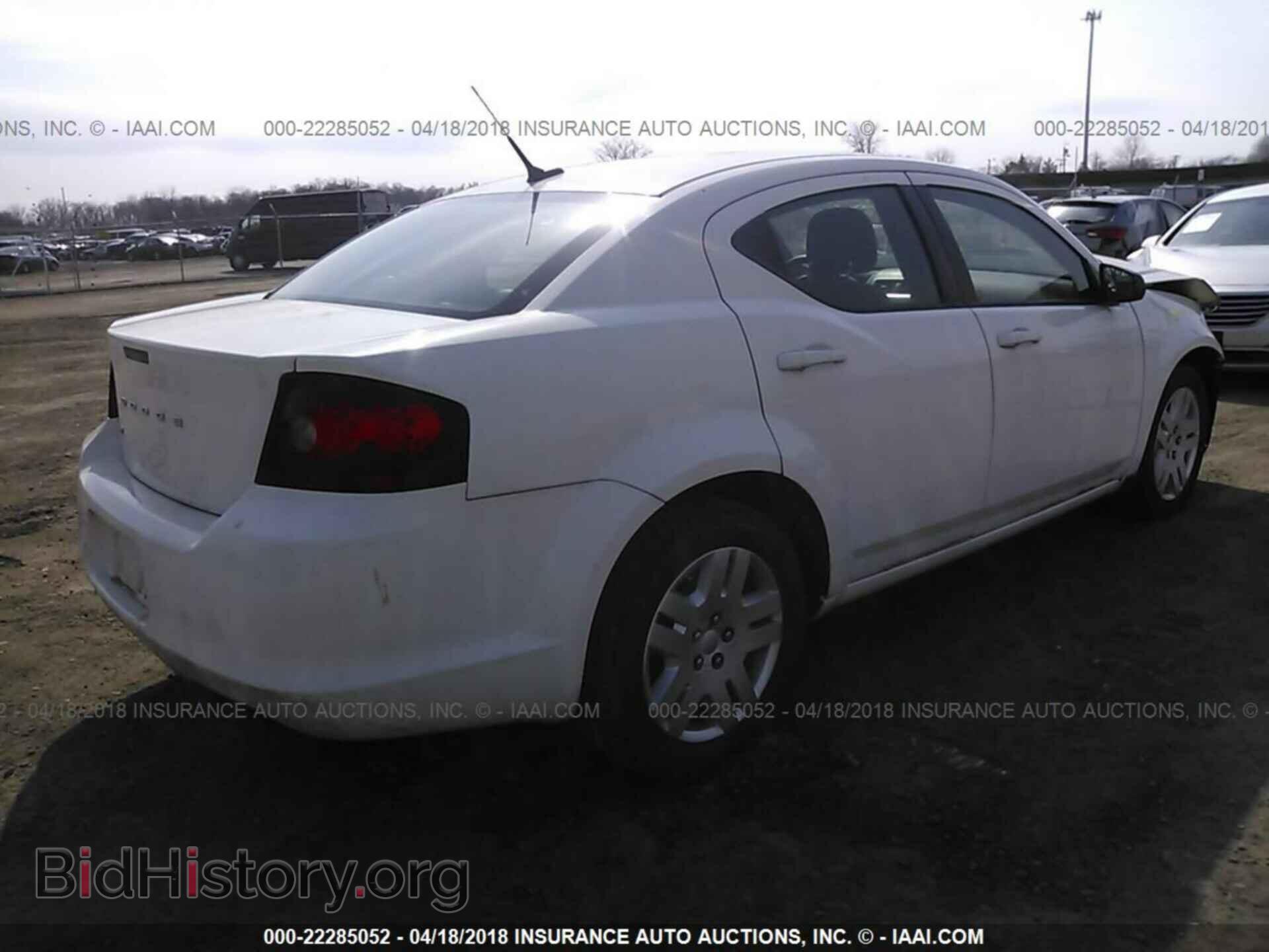 2011 Dodge Avenger - VIN: 1B3BD4FB7BN518773 - Photo 4